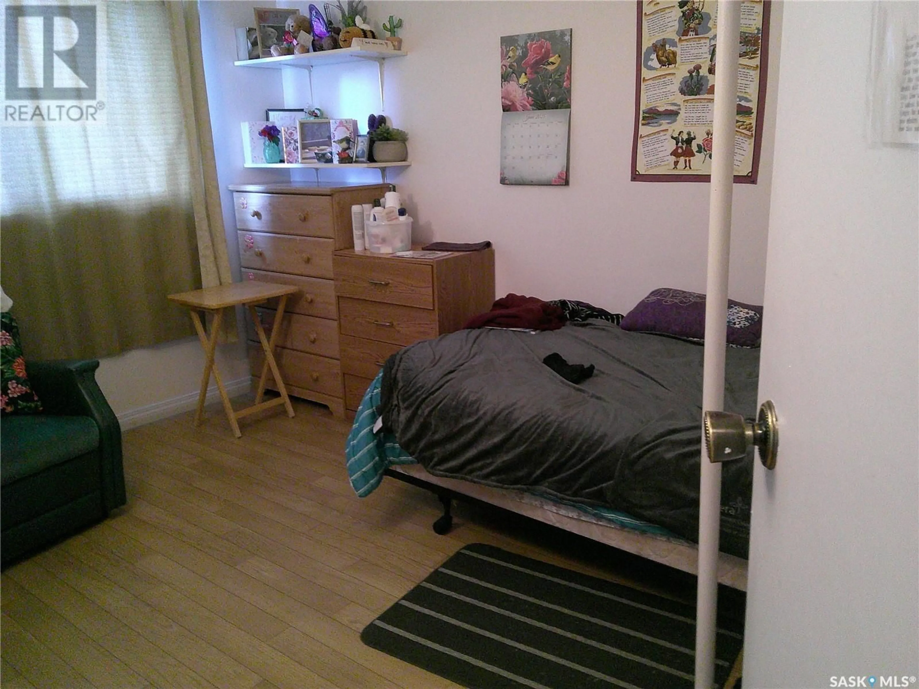 A pic of a room for 7103 SHERWOOD DRIVE, Regina Saskatchewan S4X2V5