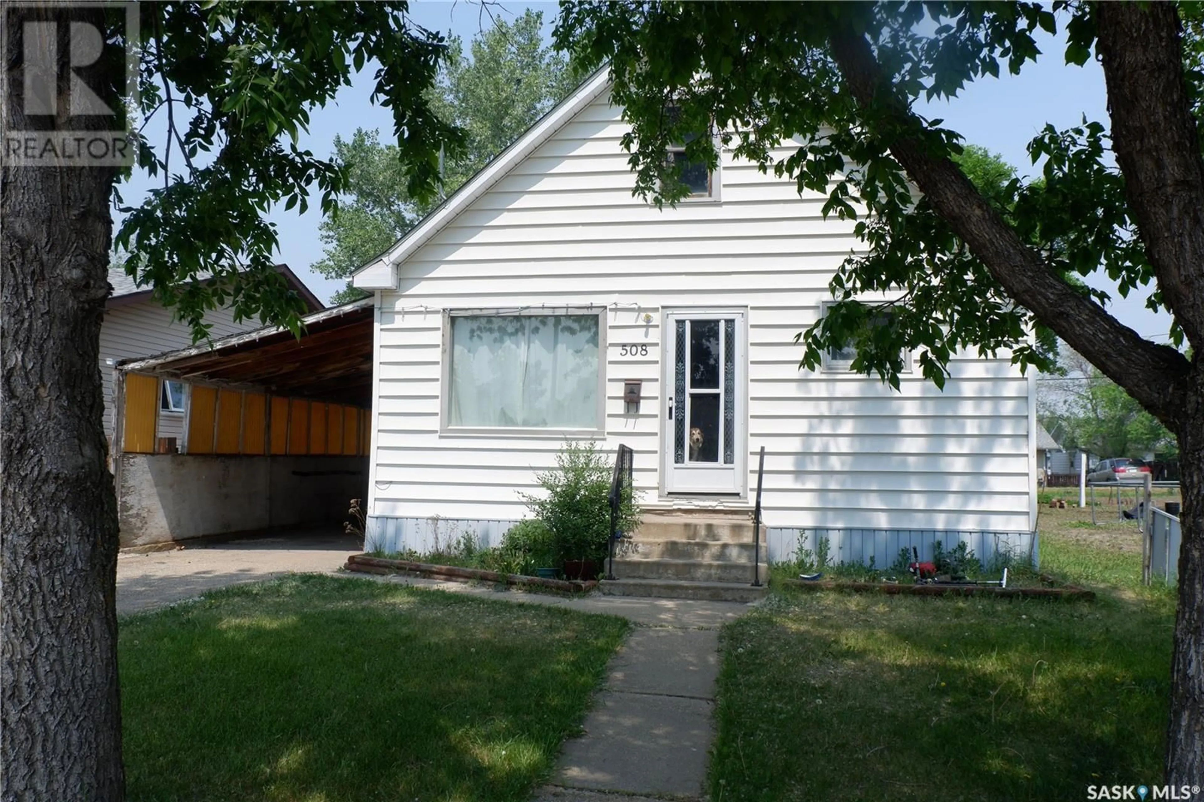 Unknown for 508 5TH AVENUE, Assiniboia Saskatchewan S0H0B0