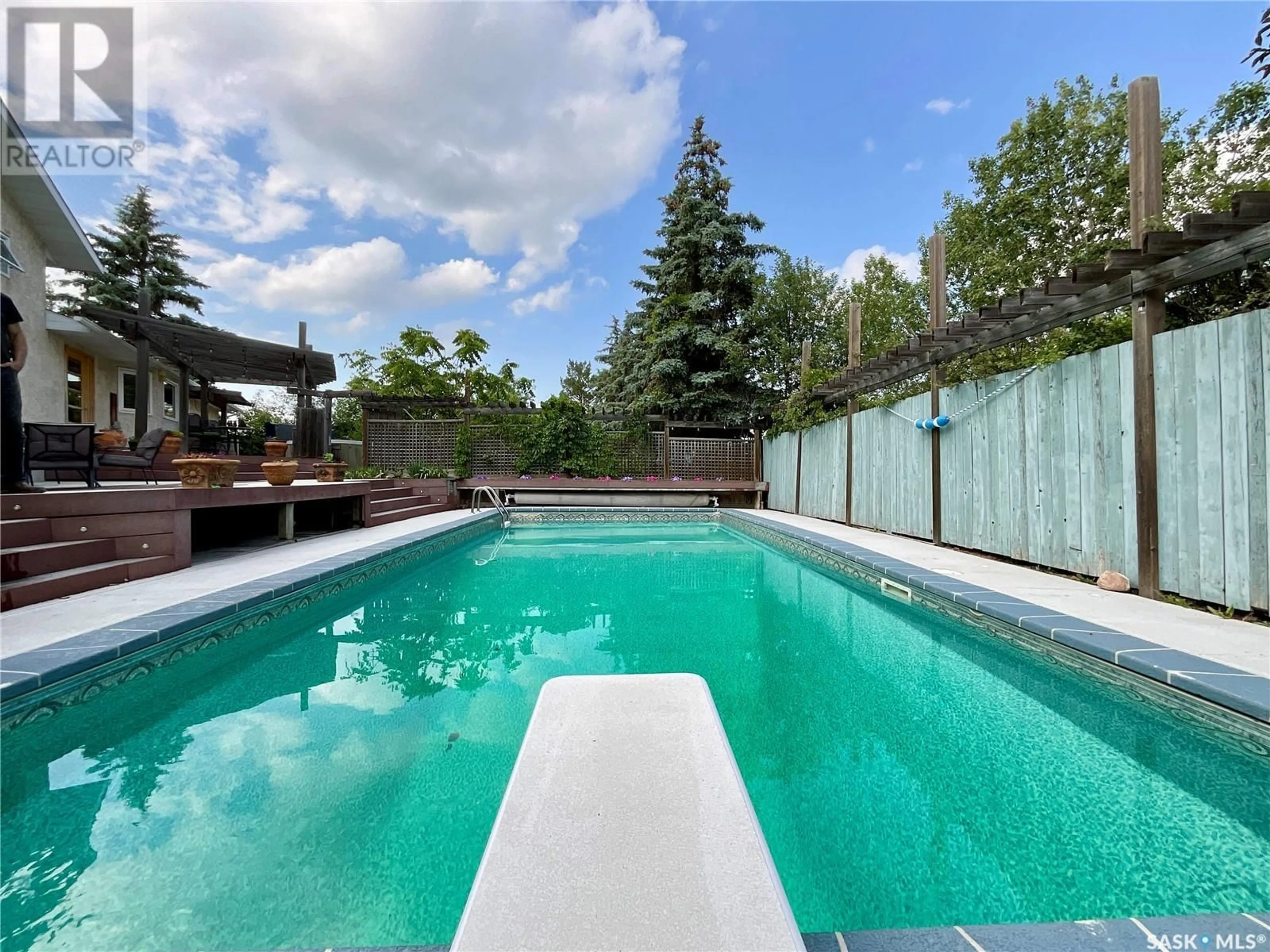 Pool for 118 HAWKES BAY, Regina Saskatchewan S4X1G7
