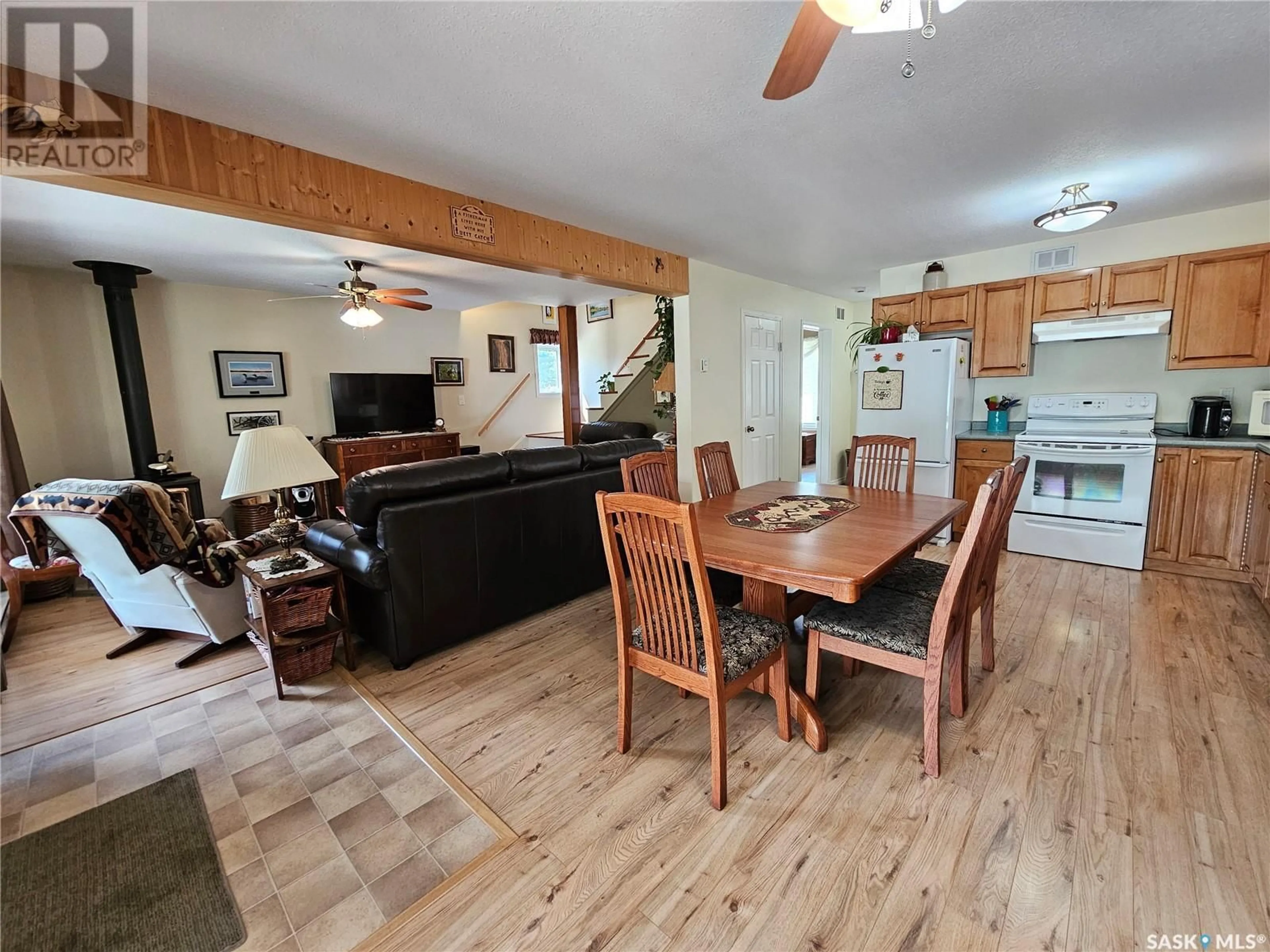 Dining room, wood/laminate floor for 109 ASPEN DRIVE, Meadow Lake Rm No.588 Saskatchewan S0M0T0
