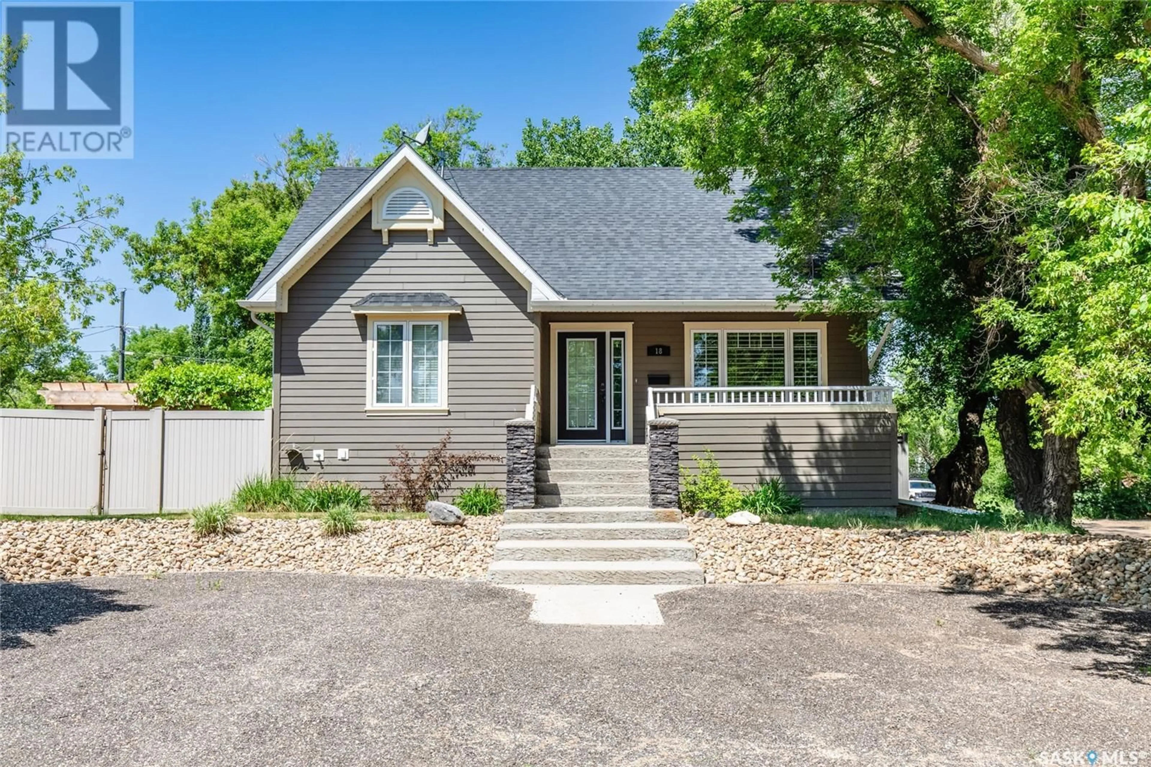 Home with vinyl exterior material, street for 18 CHAPLIN STREET, Caron Rm No. 162 Saskatchewan S0H0R0