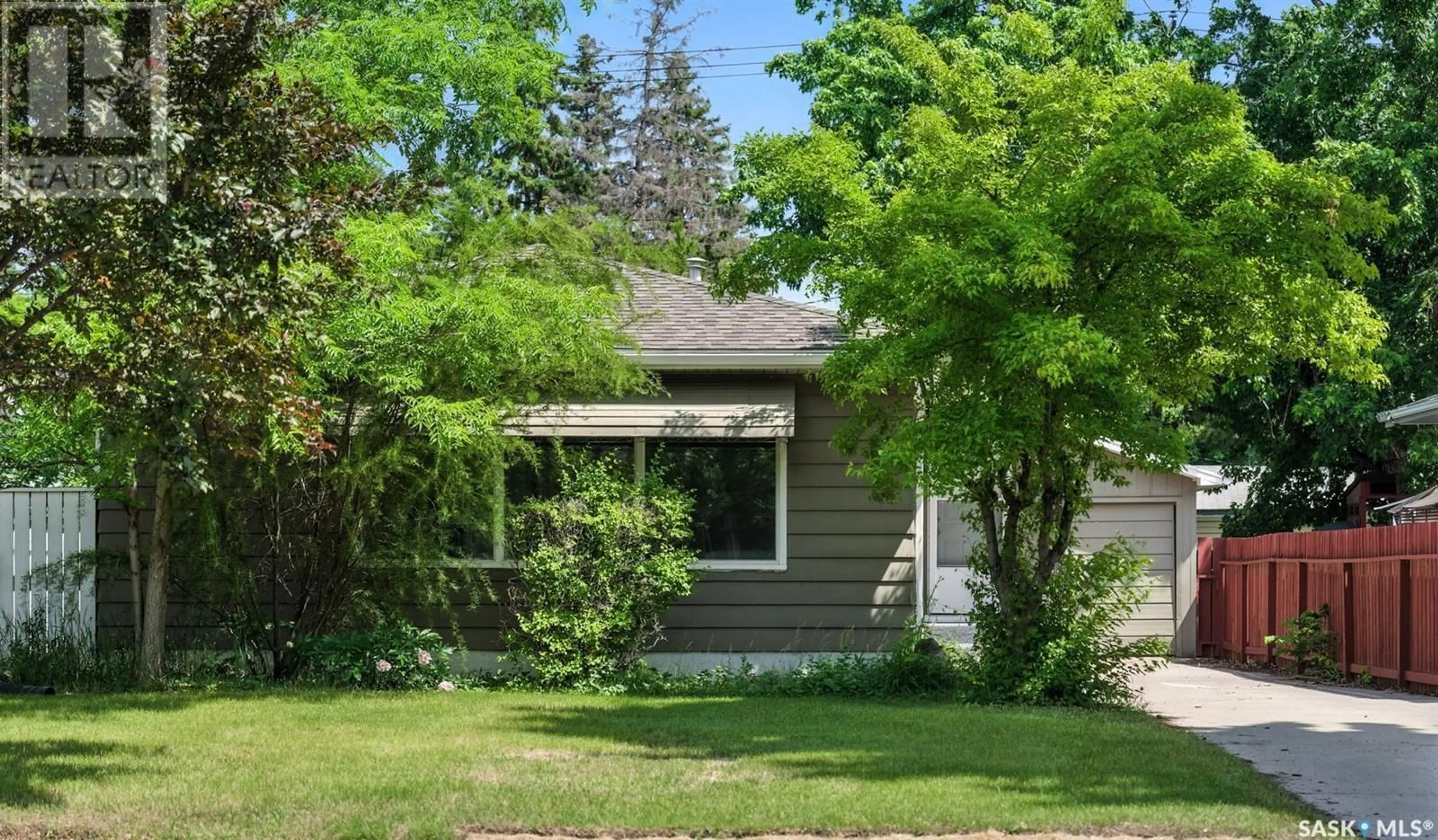 Unknown for S - 2233 CUMBERLAND AVENUE, Saskatoon Saskatchewan S7J1Z4