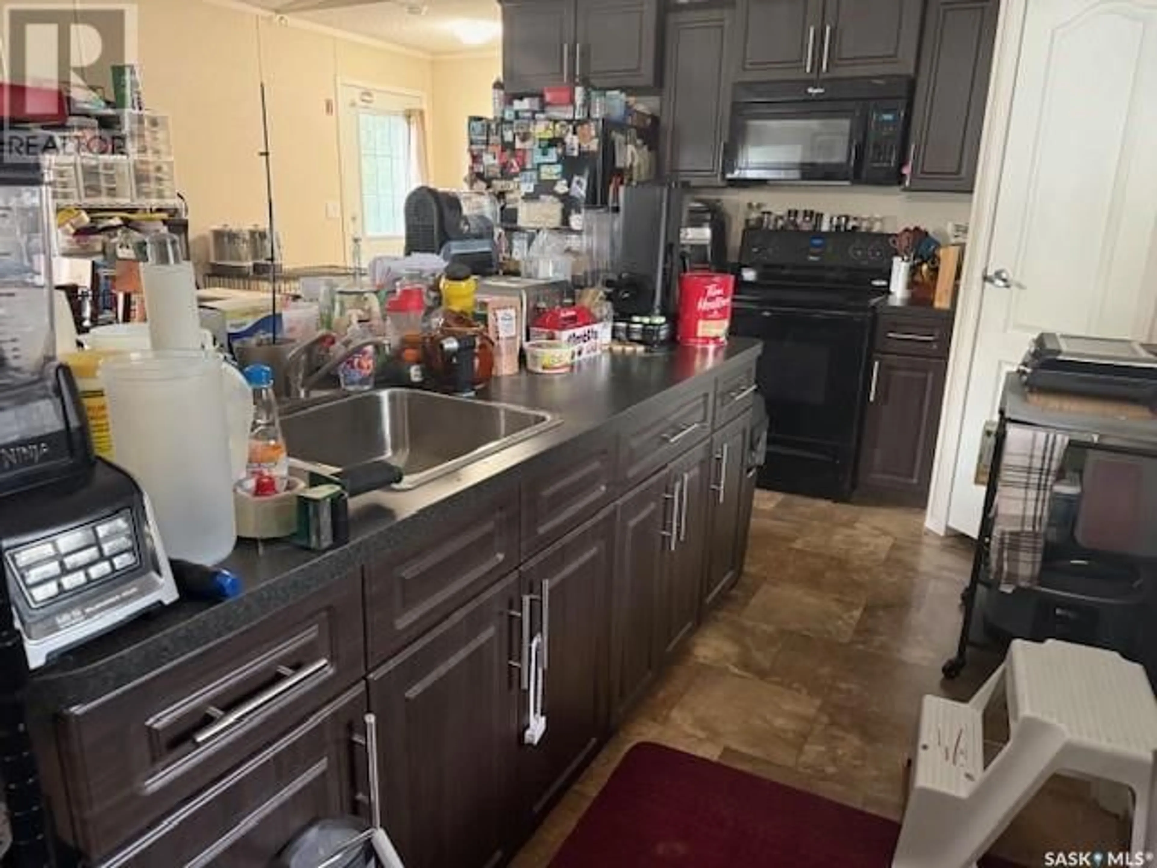 Unknown for 17 - 1703 BEDFORD DRIVE, La Ronge Saskatchewan S0J1L0