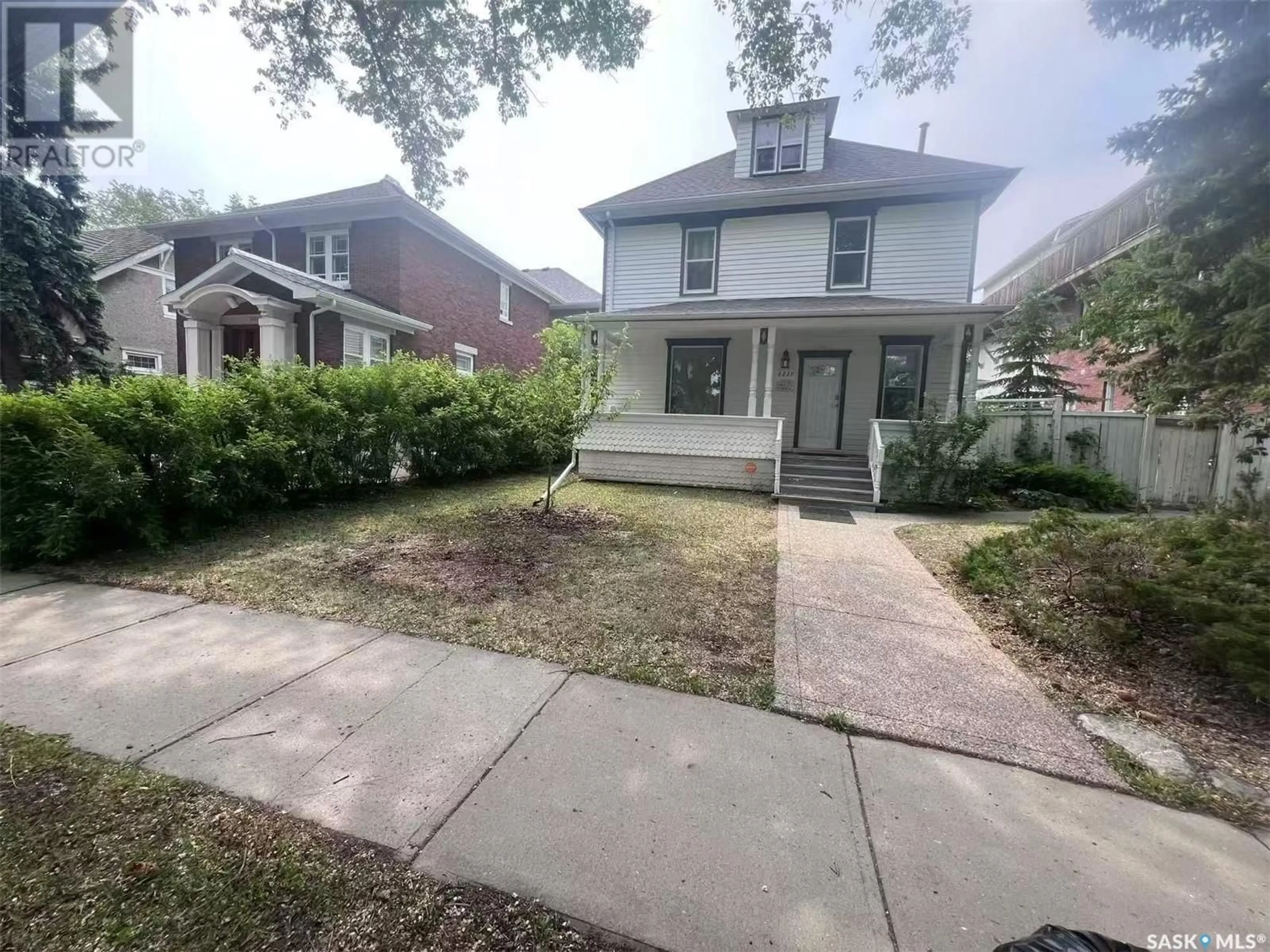 A pic from outside/outdoor area/front of a property/back of a property/a pic from drone, street for 2220 LORNE STREET, Regina Saskatchewan S4P2M7