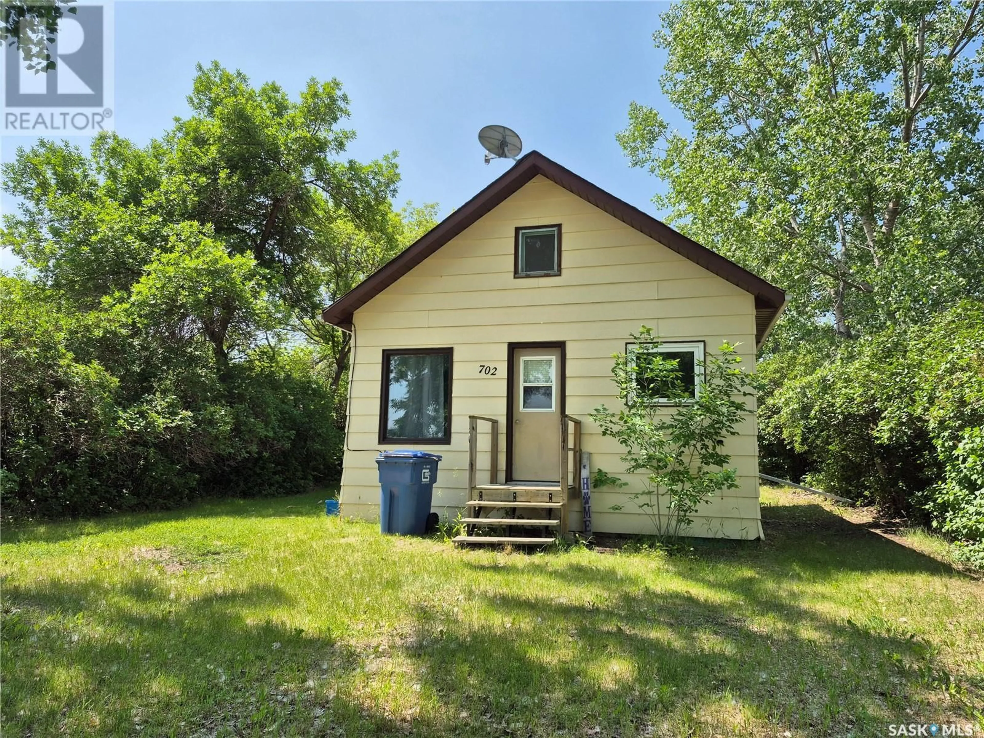 Shed for 702 HEALY AVENUE, Radville Saskatchewan S0C2G0