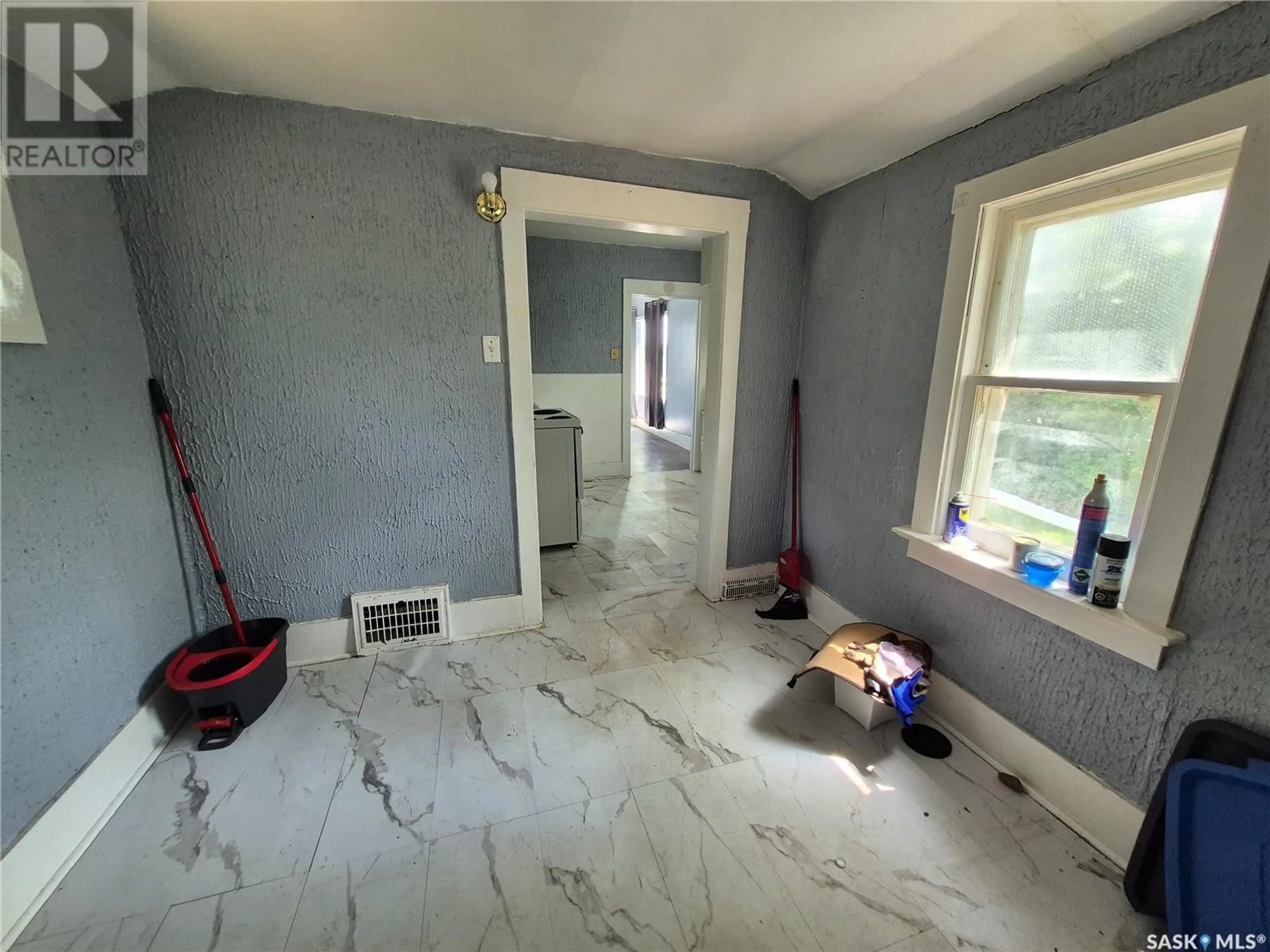 A pic of a room for 702 HEALY AVENUE, Radville Saskatchewan S0C2G0
