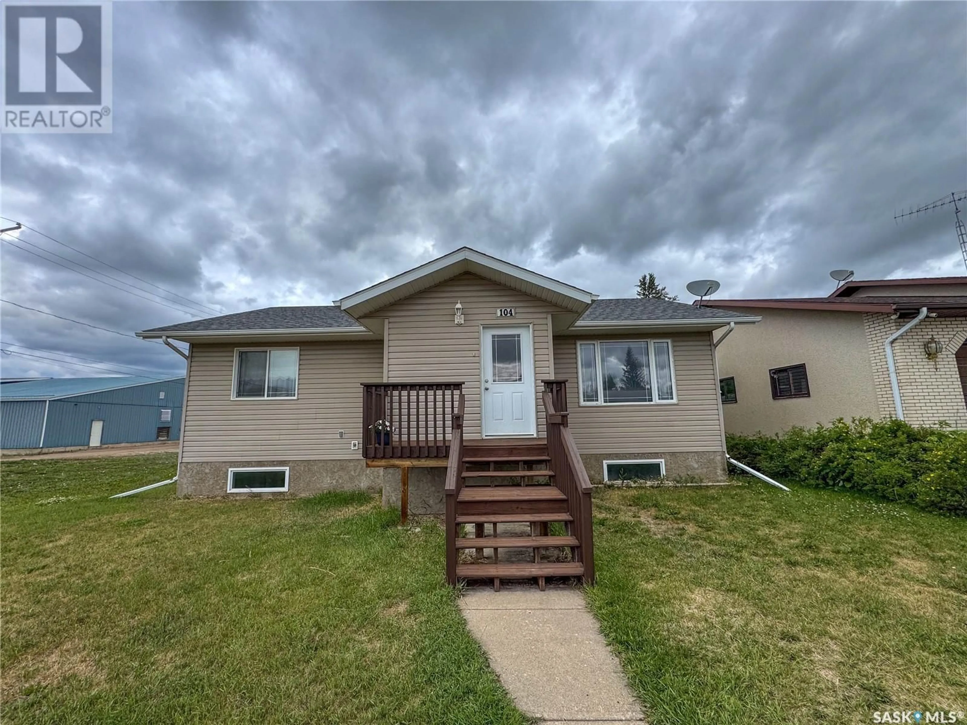 Home with vinyl exterior material, mountain view for 104 1ST AVENUE, Shellbrook Saskatchewan S0J0N0
