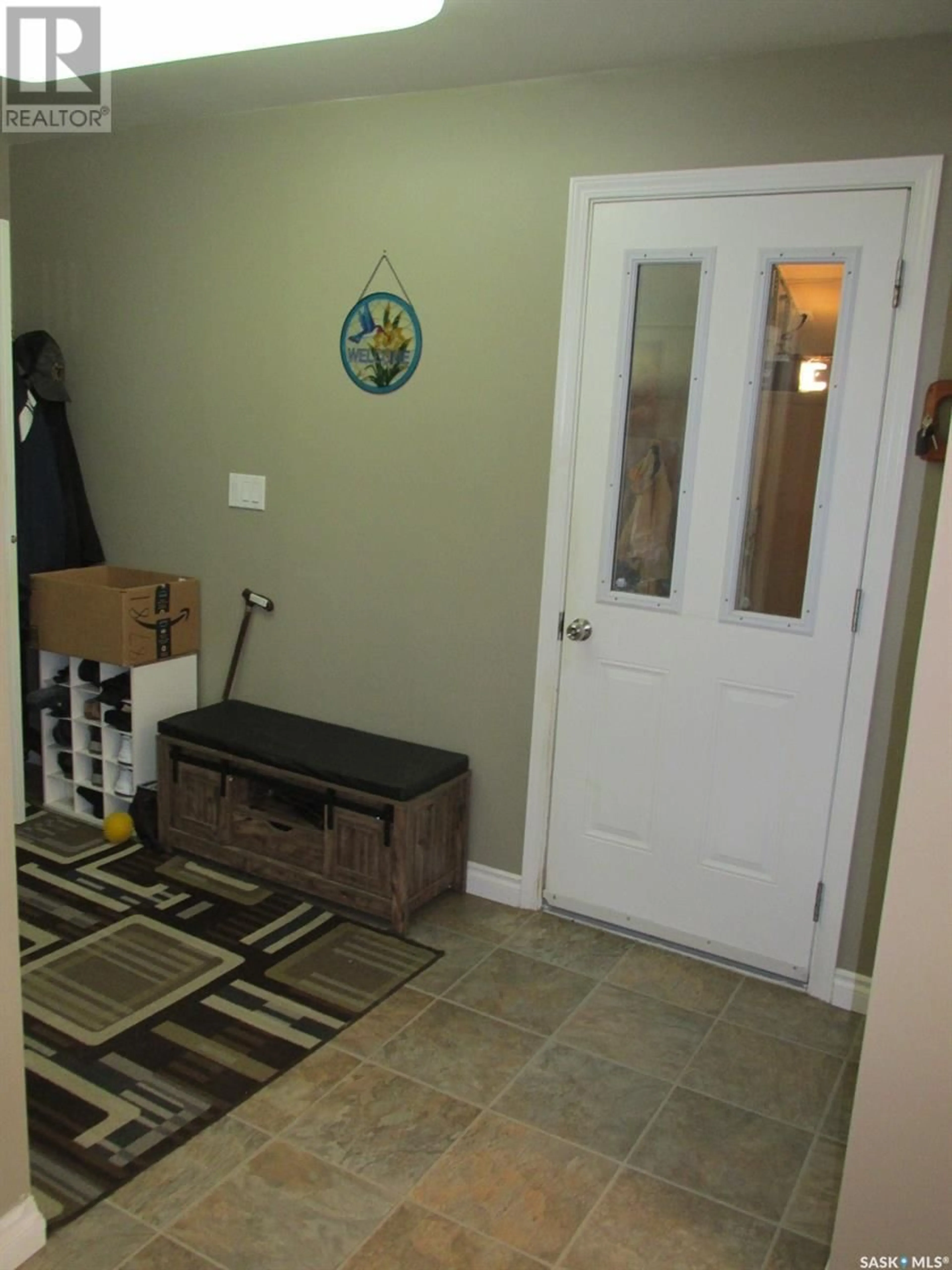 Indoor entryway for 109 7TH AVENUE, Nipawin Saskatchewan S0E1E0