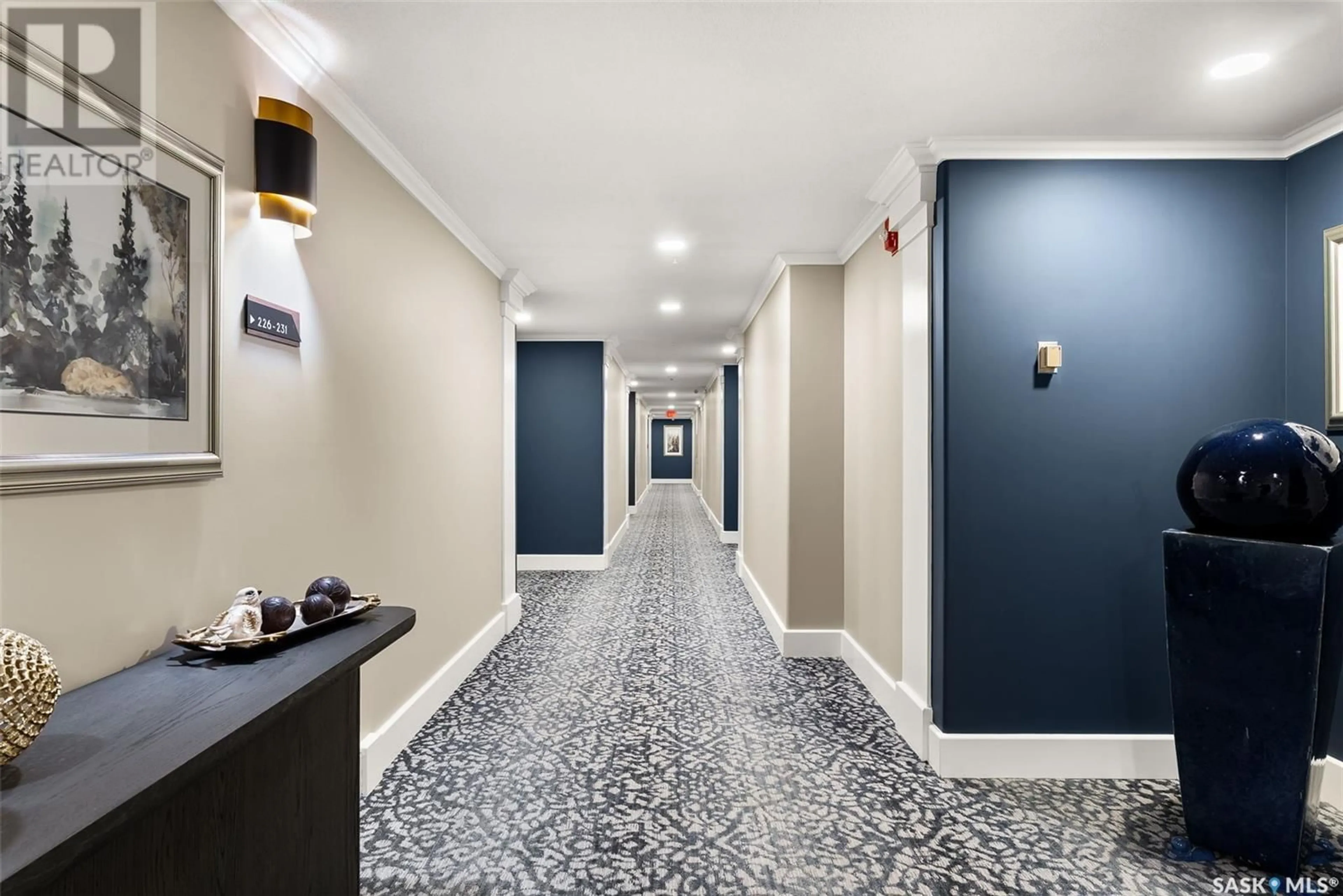 Indoor foyer for 2330 - 226 HAMILTON STREET, Regina Saskatchewan S4P4M4