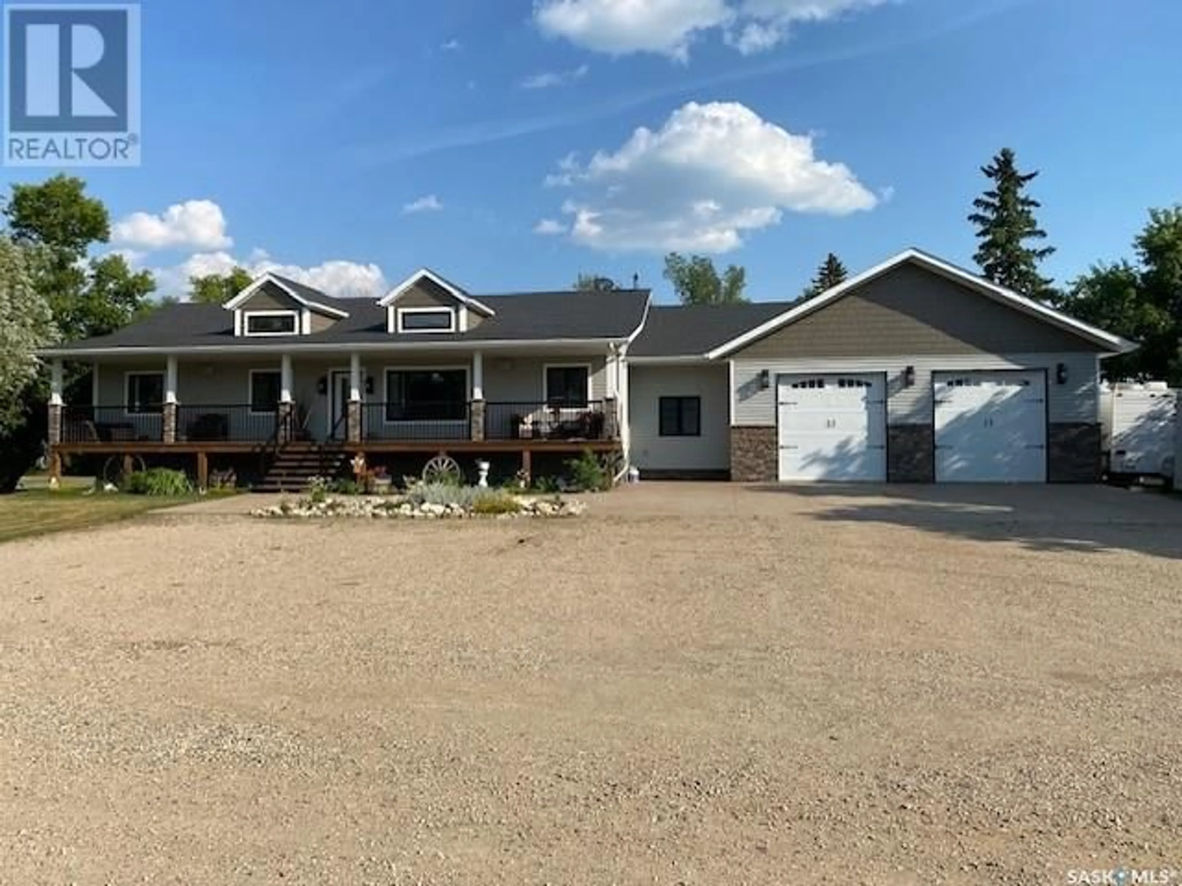 A pic from outside/outdoor area/front of a property/back of a property/a pic from drone, street for 1201 MAIN STREET, Kinley Saskatchewan S0K2E0