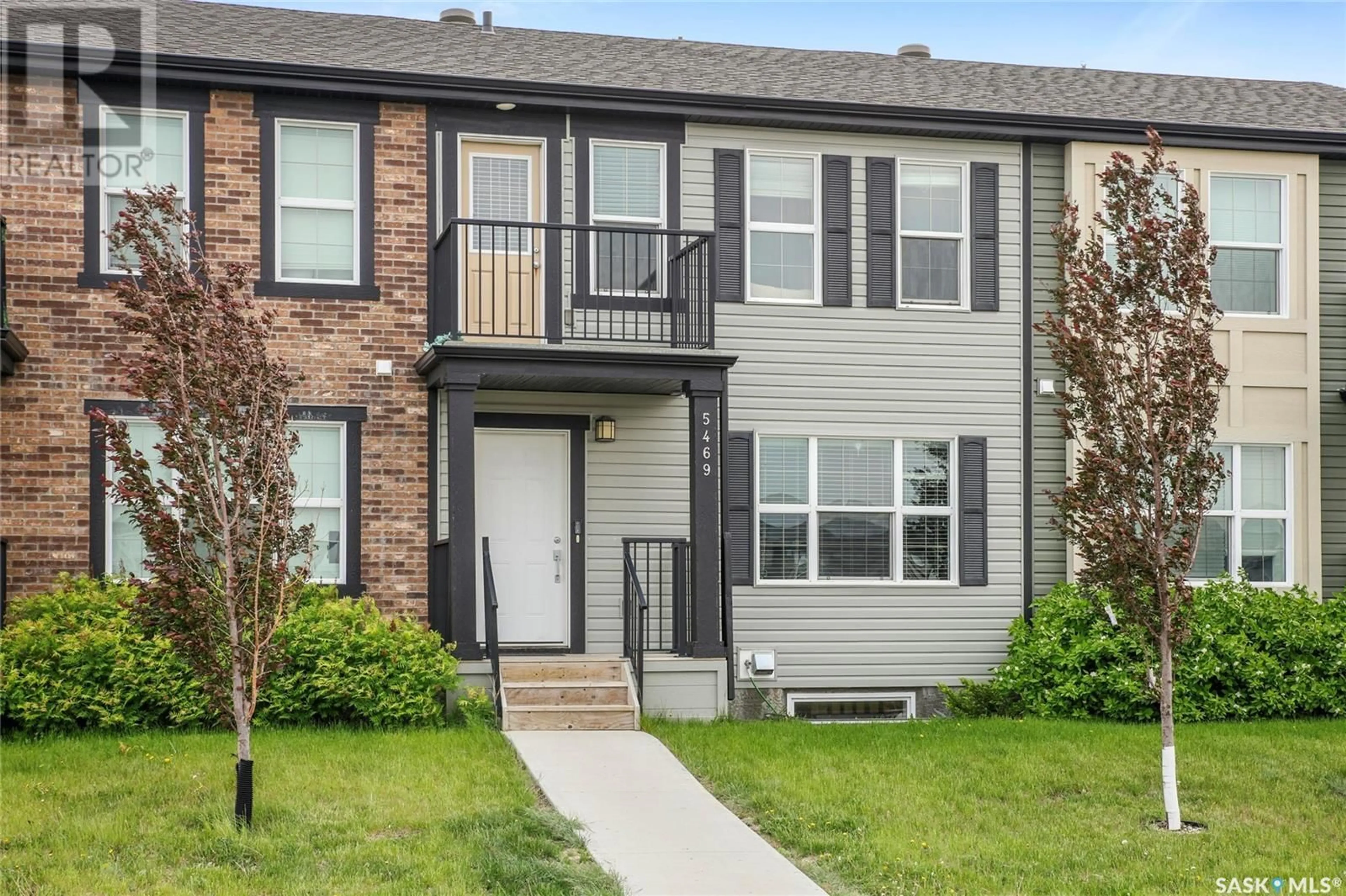 Home with vinyl exterior material, street for 5469 CADE STREET, Regina Saskatchewan S4V3N9