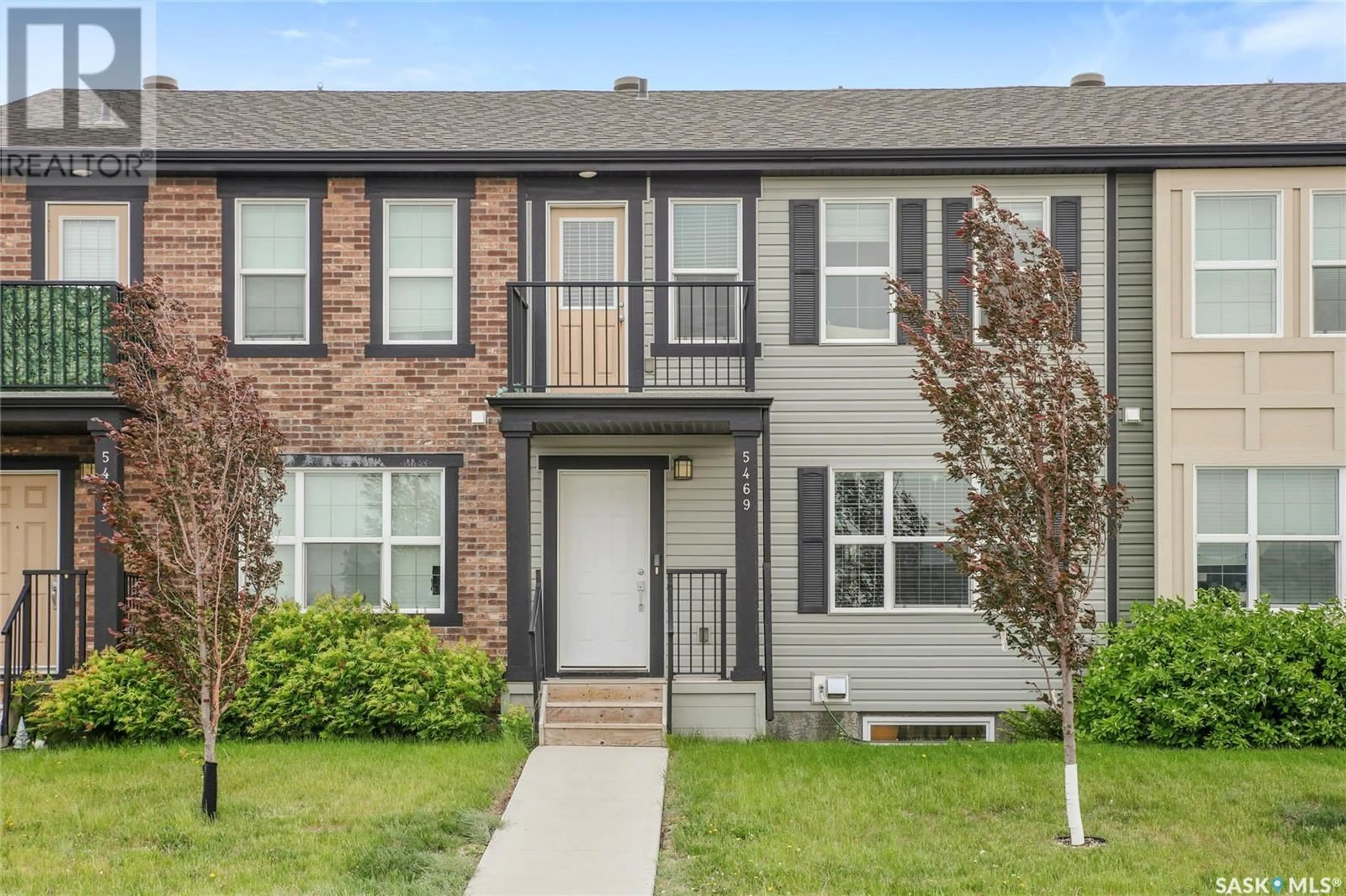 Home with vinyl exterior material, street for 5469 CADE STREET, Regina Saskatchewan S4V3N9