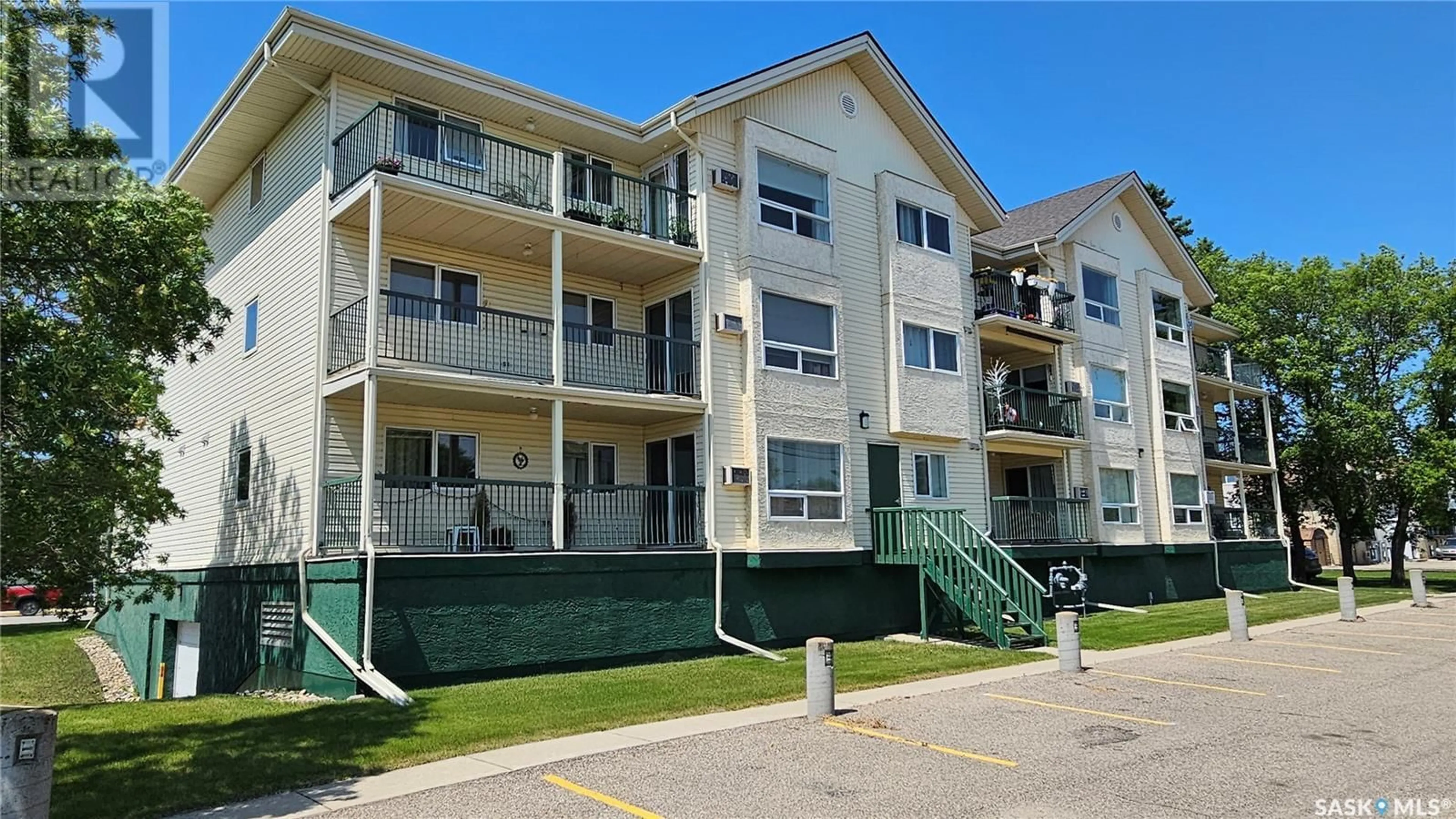 Patio, unknown for 306 - 602 7TH STREET, Humboldt Saskatchewan S0K2A0