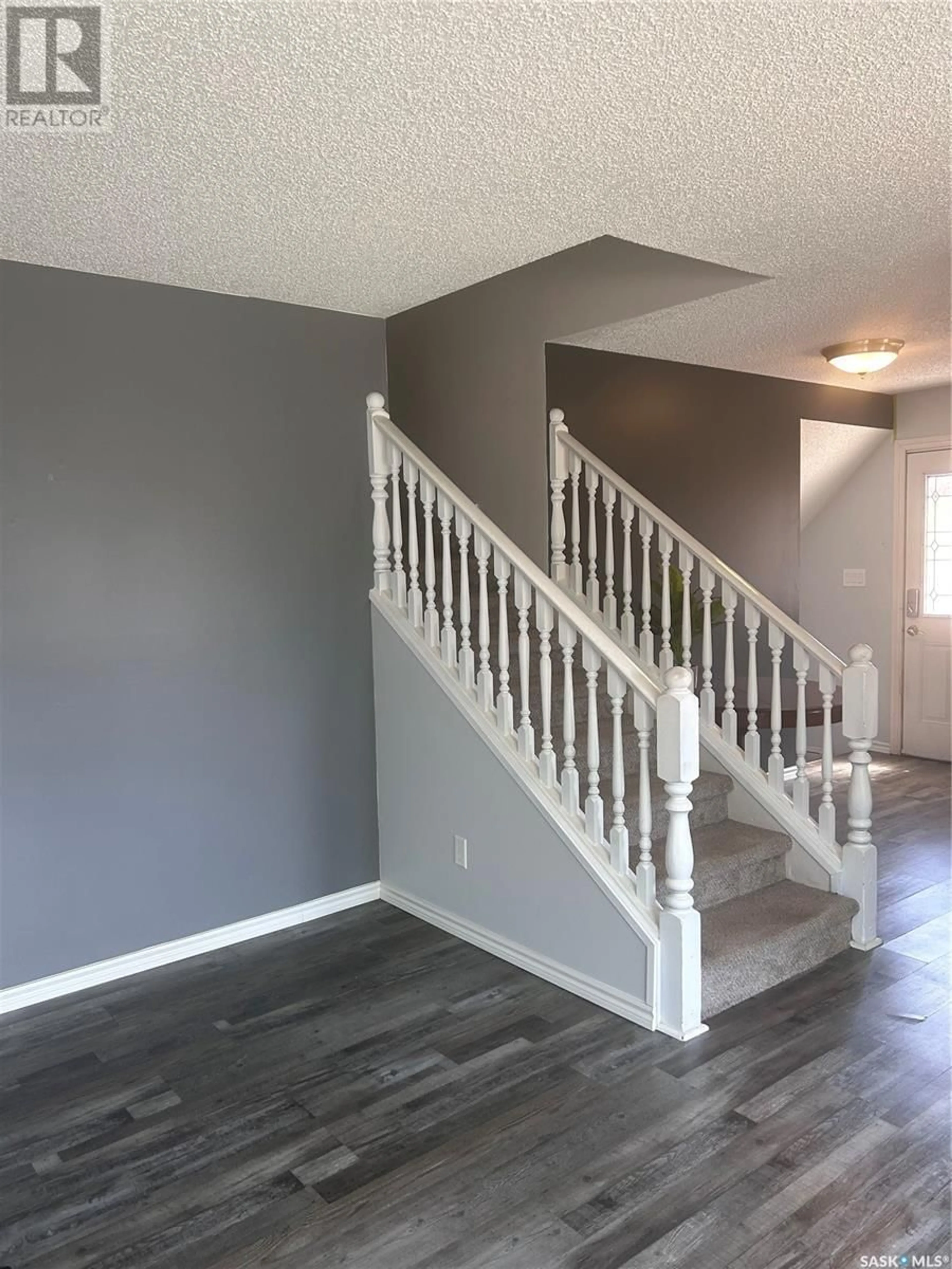 Unknown for 1179 FERGUSON CRESCENT, Regina Saskatchewan S4N6V6
