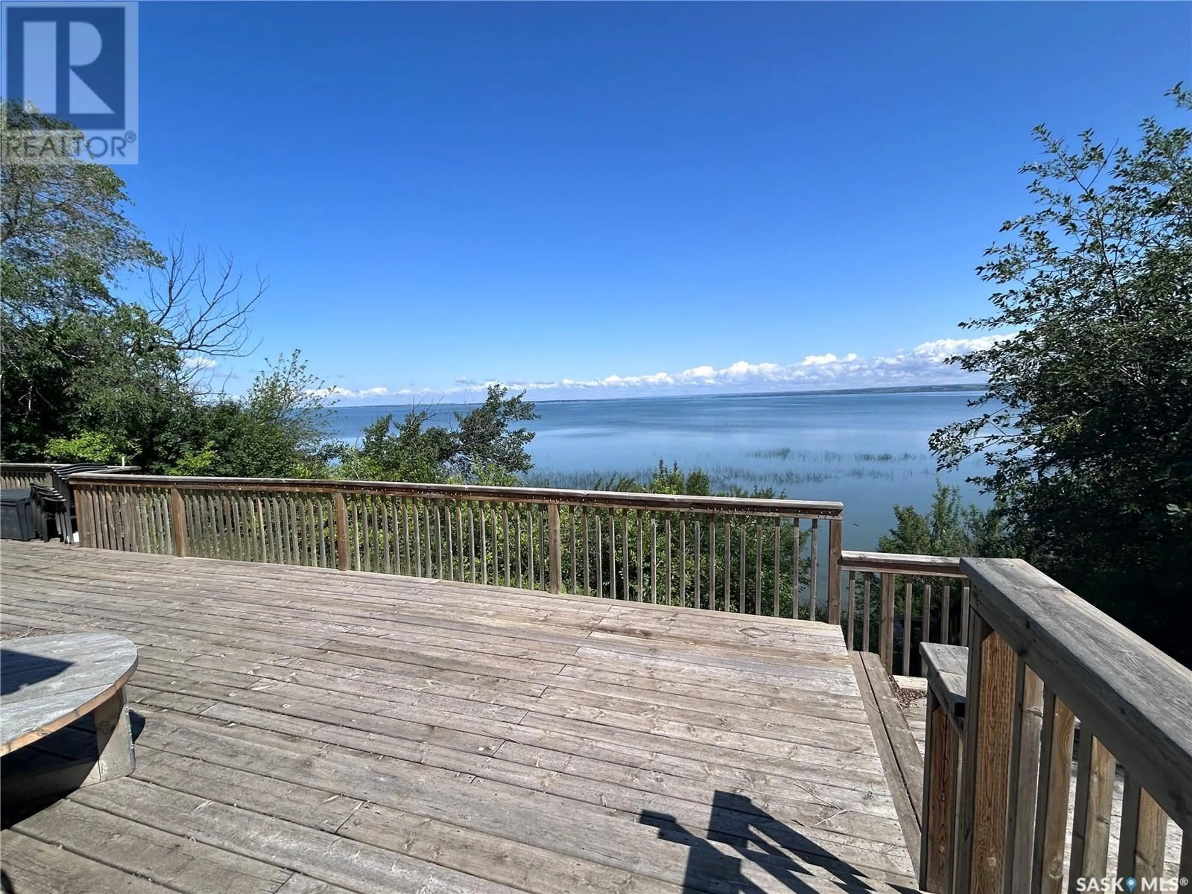 A pic from outside/outdoor area/front of a property/back of a property/a pic from drone, water/lake/river/ocean view for 9 KILCARE DRIVE, Meota Rm No.468 Saskatchewan S0M1X0