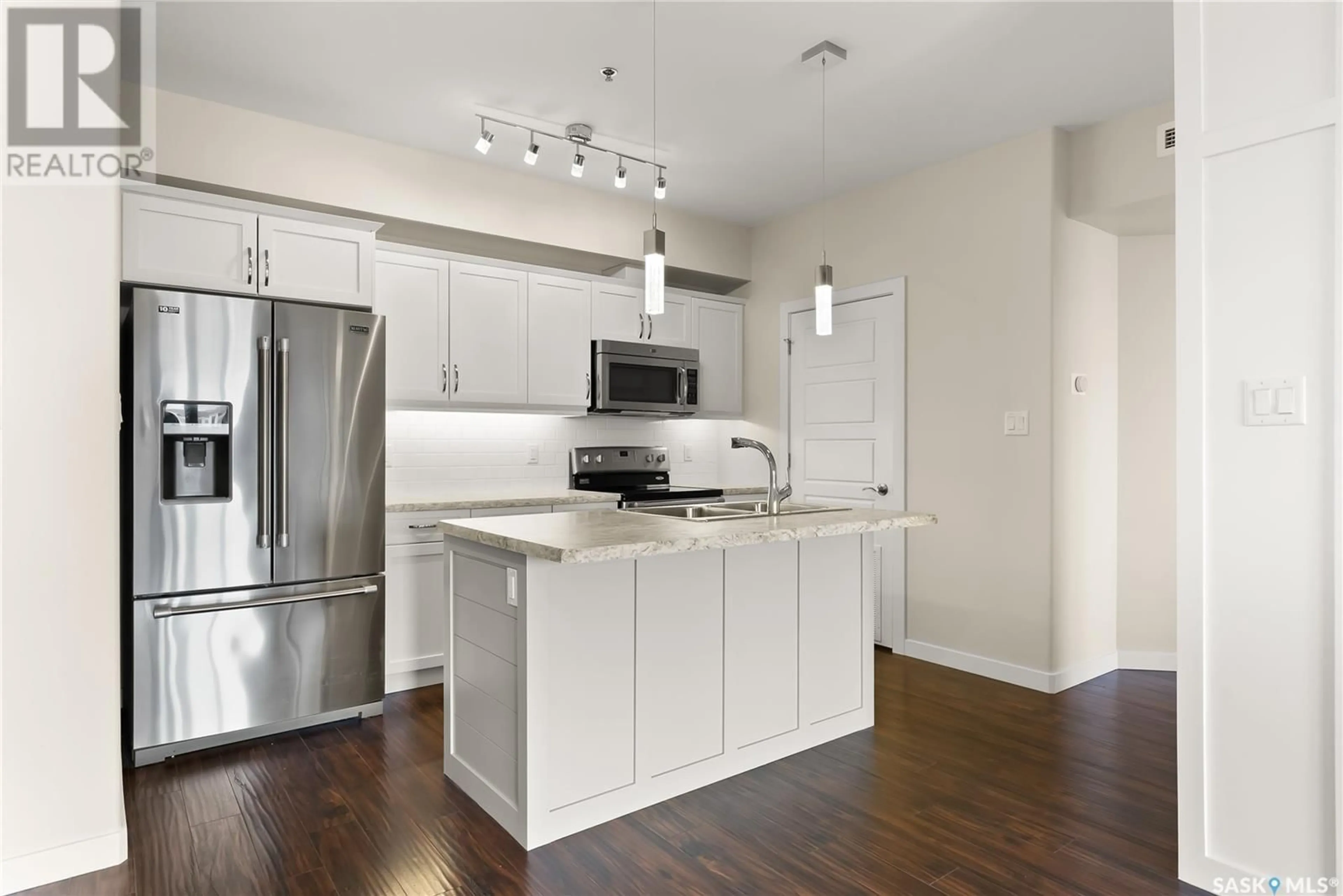 Open concept kitchen, unknown for 313 - 4501 CHILD AVENUE, Regina Saskatchewan S4X0L7