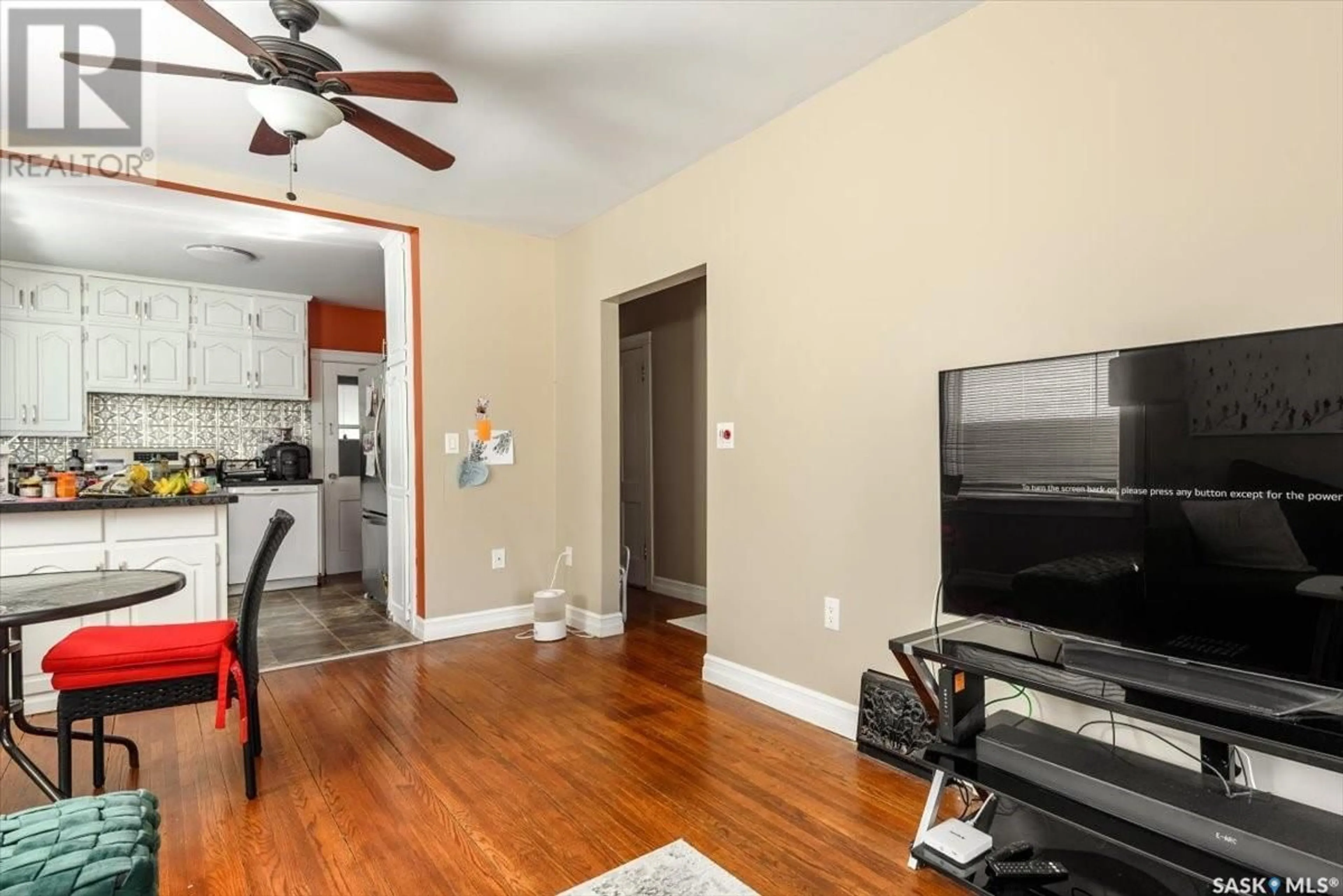 Unknown for 2074 QUEBEC STREET, Regina Saskatchewan S4P1J9