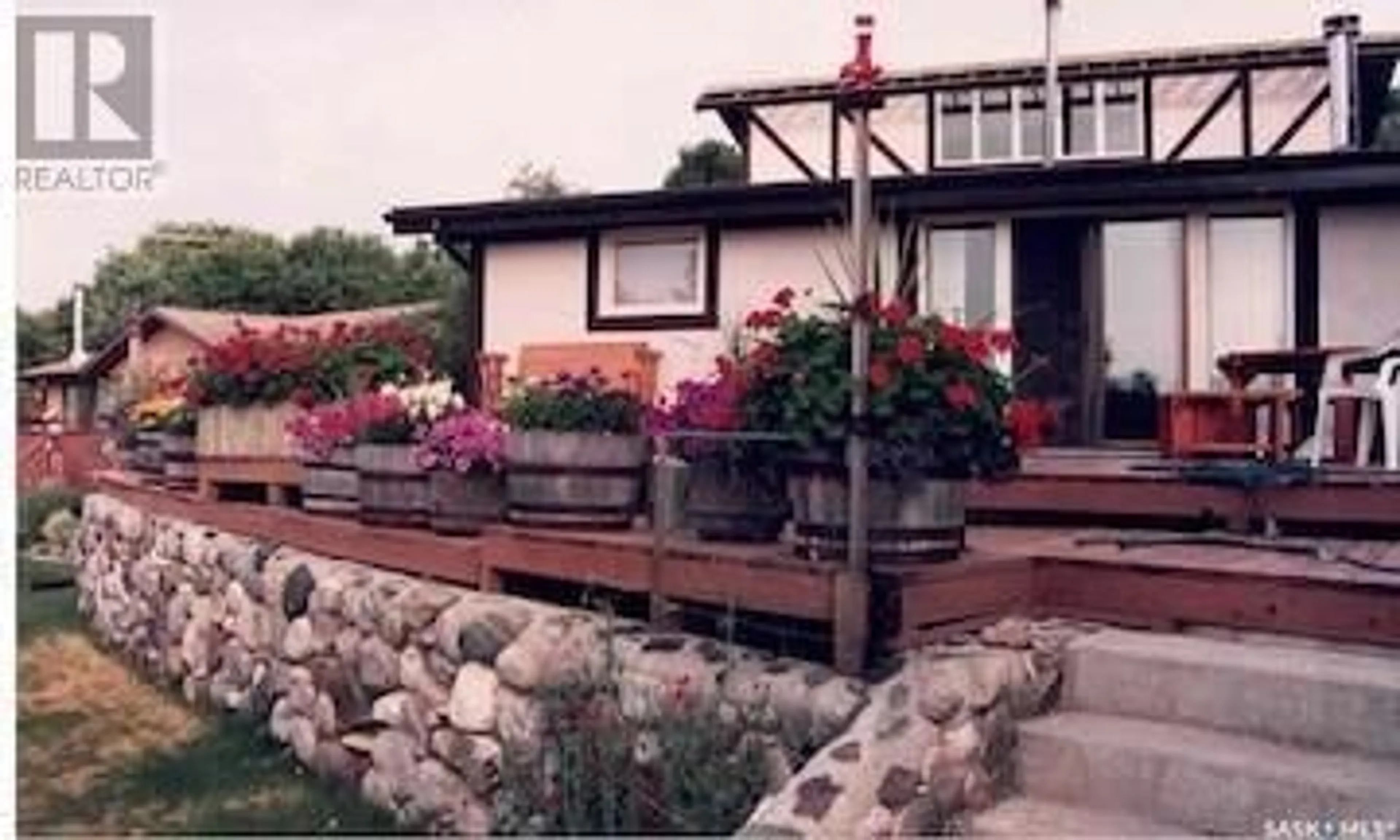 Patio, unknown for 566 PASQUA LAKE ROAD, North Qu'Appelle Rm No. 187 Saskatchewan S0G1S0