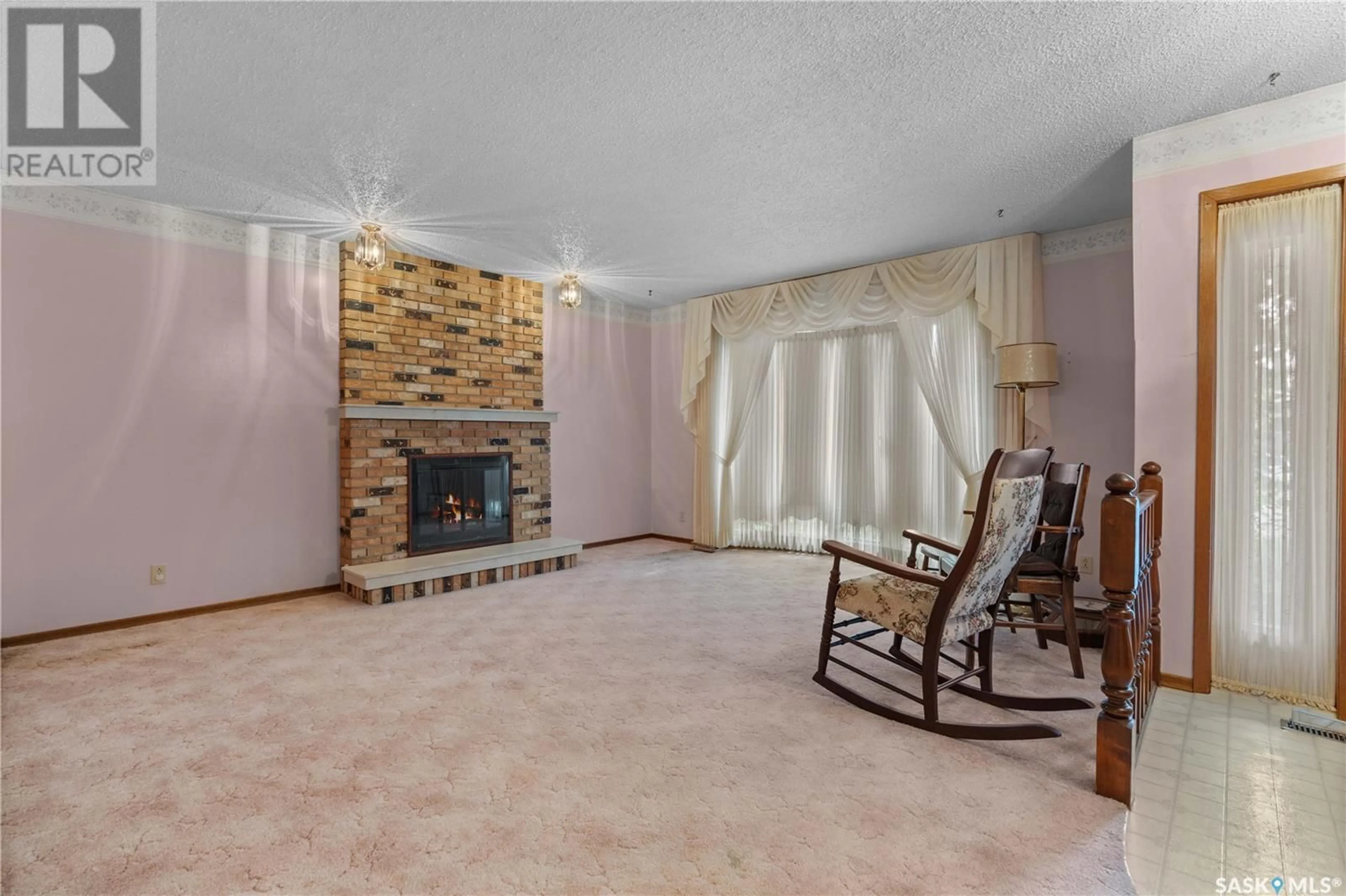 Living room with furniture, unknown for 70 METCALFE ROAD, Regina Saskatchewan S4V0H8