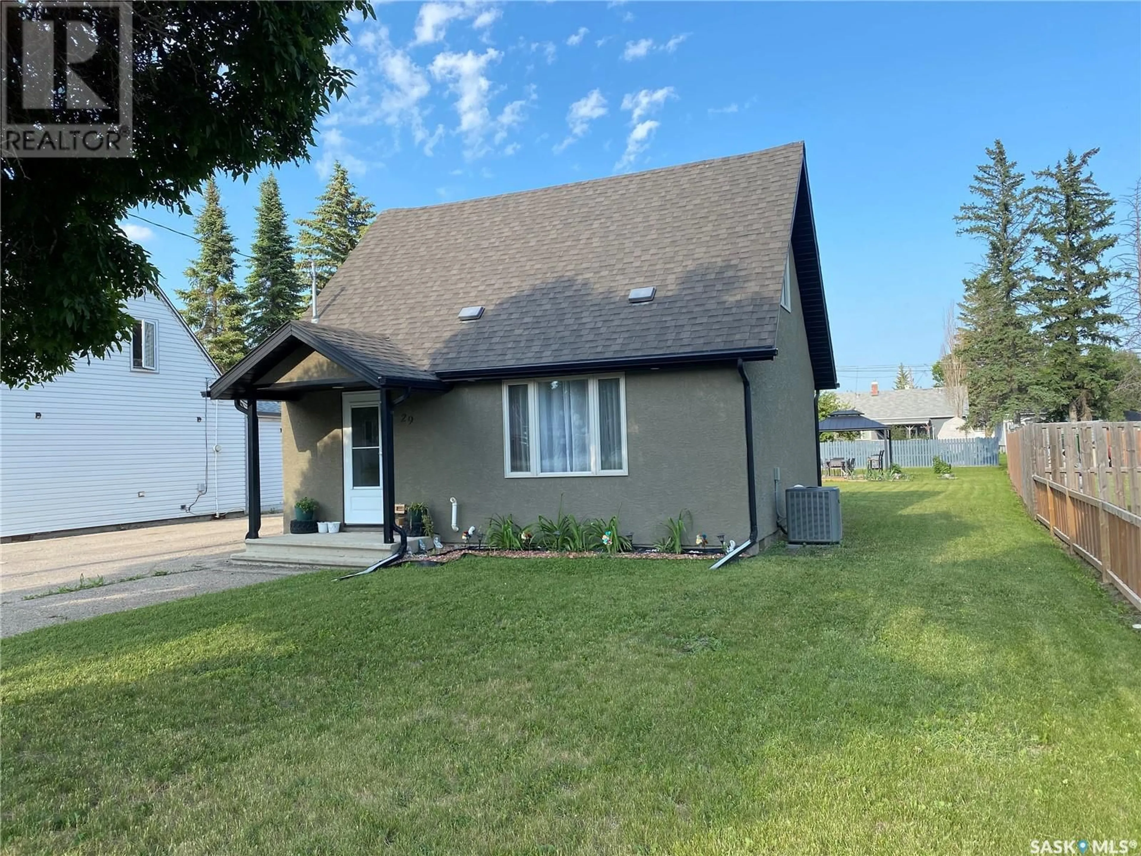 Unknown for 29 GLADSTONE AVENUE, Yorkton Saskatchewan S3N2A3