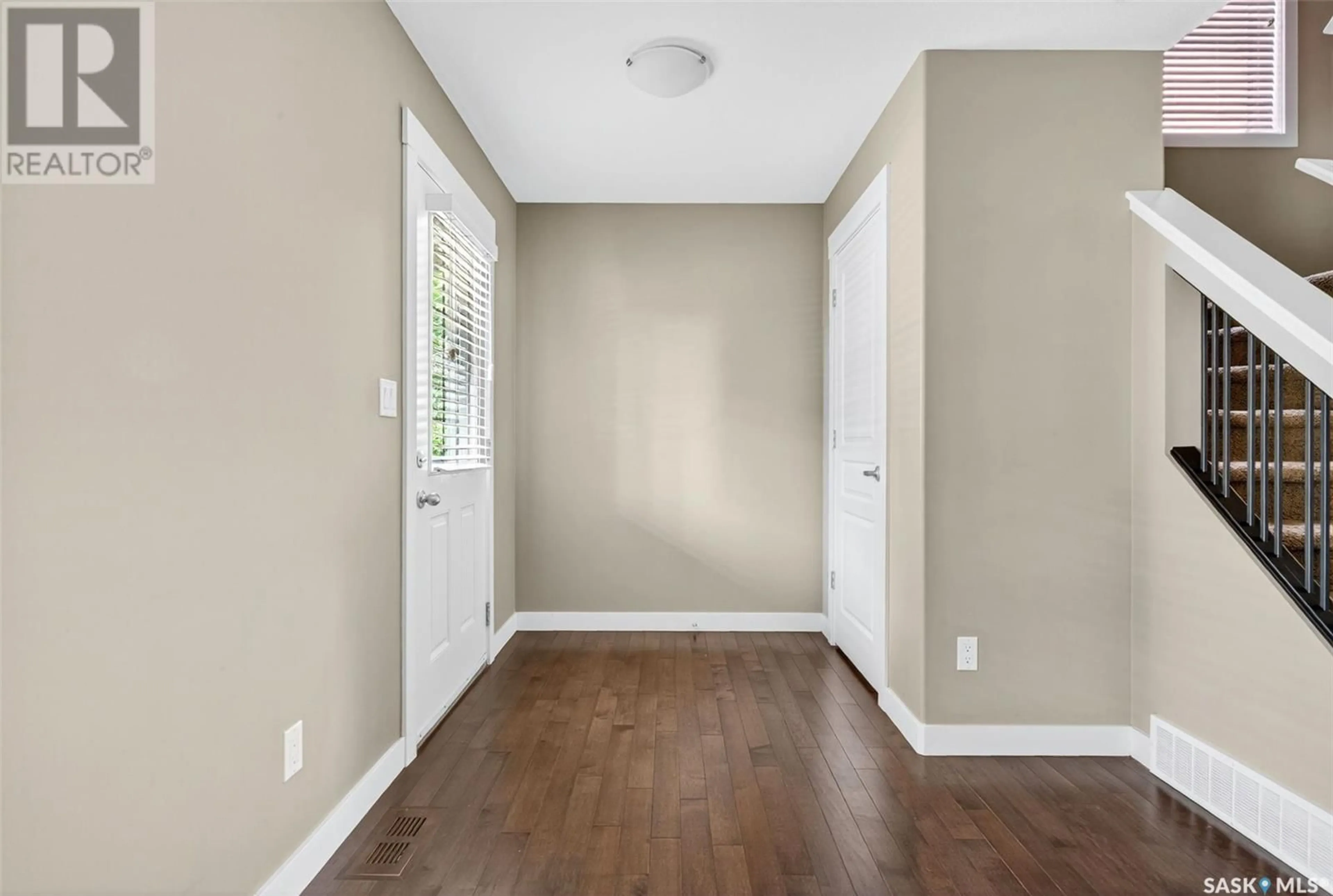 Indoor entryway for E - 4526 GREEN OLIVE WAY, Regina Saskatchewan S4V3H5