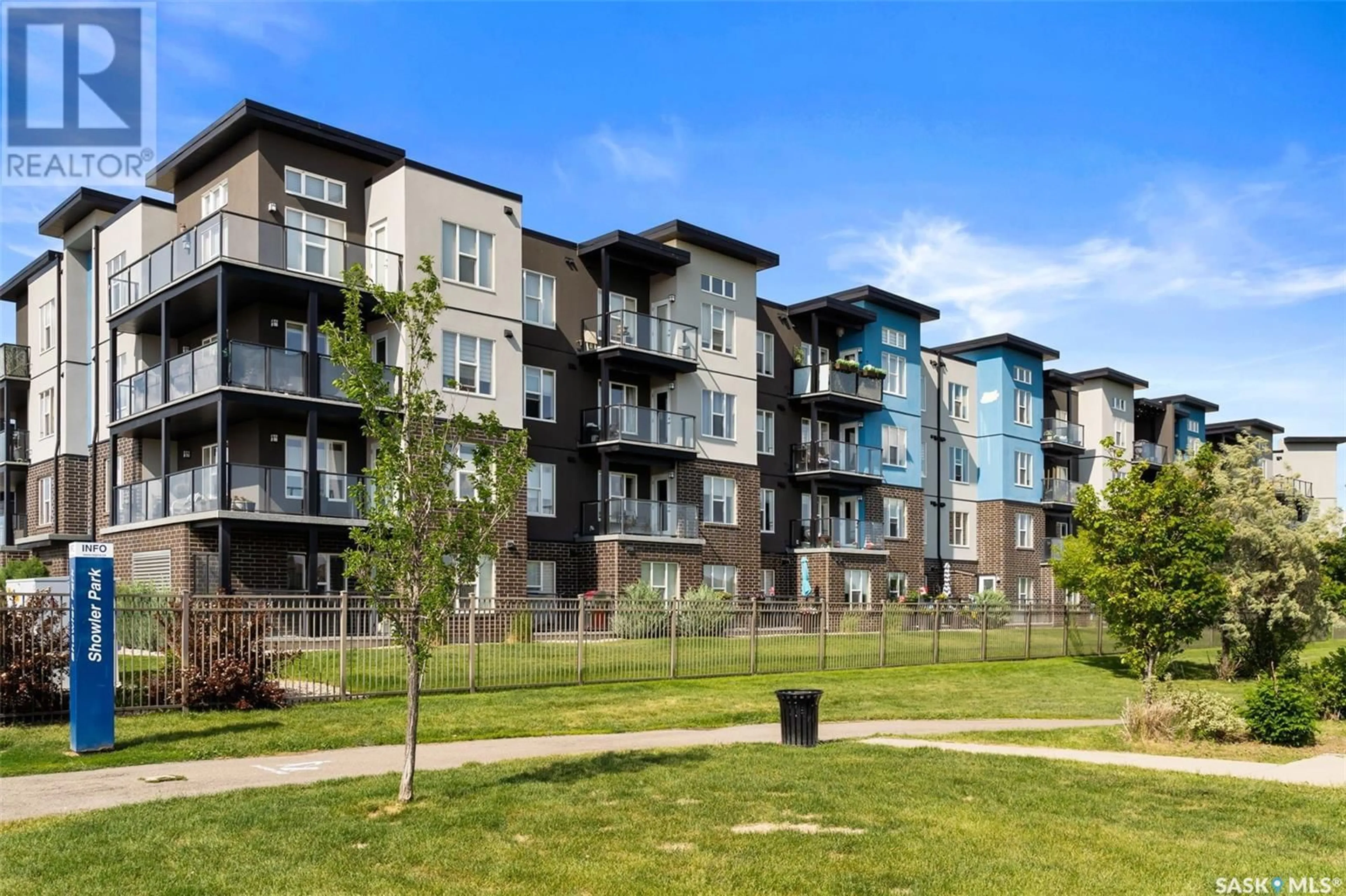 Patio, unknown for 123 5303 UNIVERSAL CRESCENT, Regina Saskatchewan S4W0L1