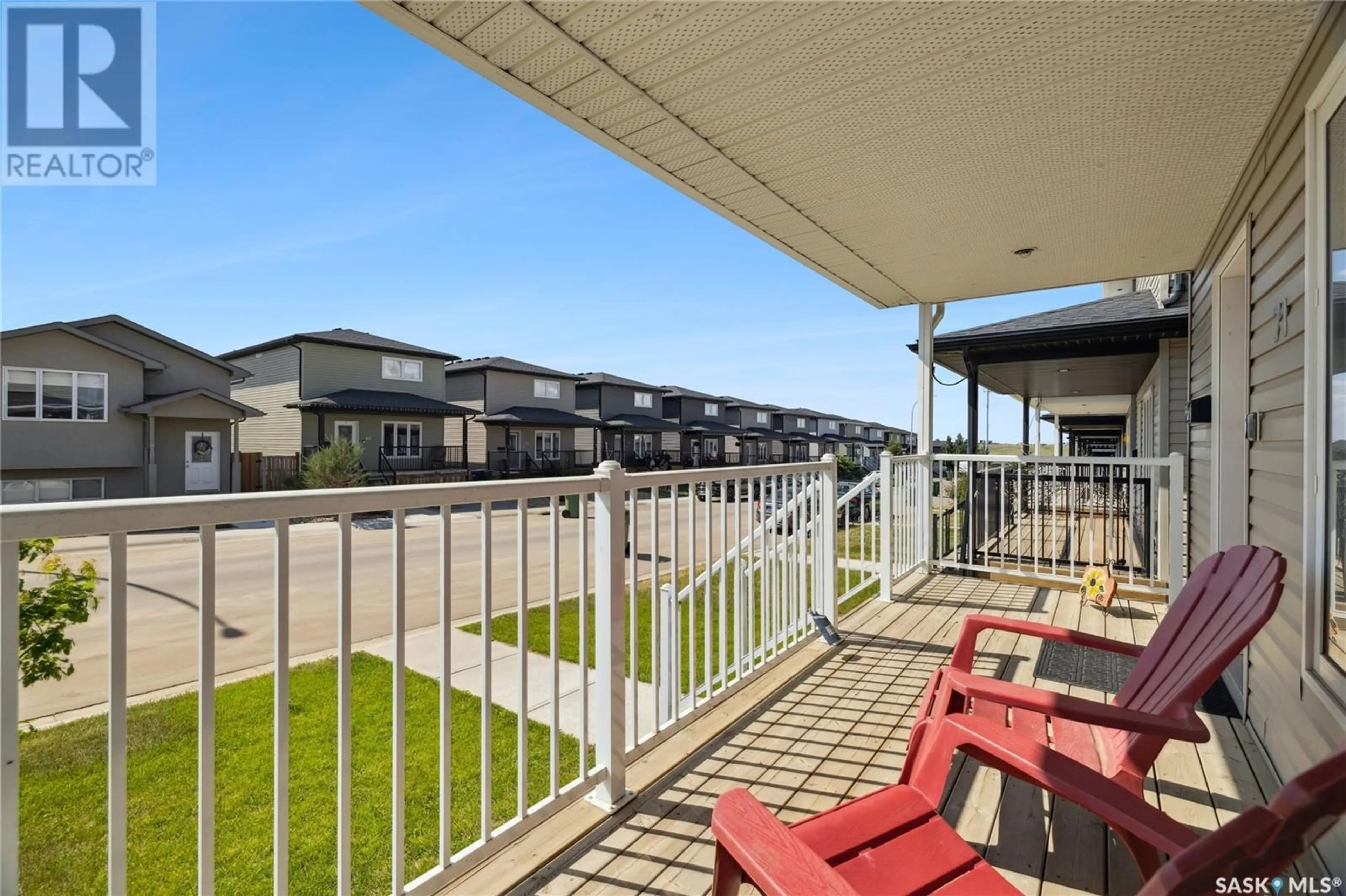Patio, unknown for 71 BRIGHAM ROAD, Moose Jaw Saskatchewan S6K0A7