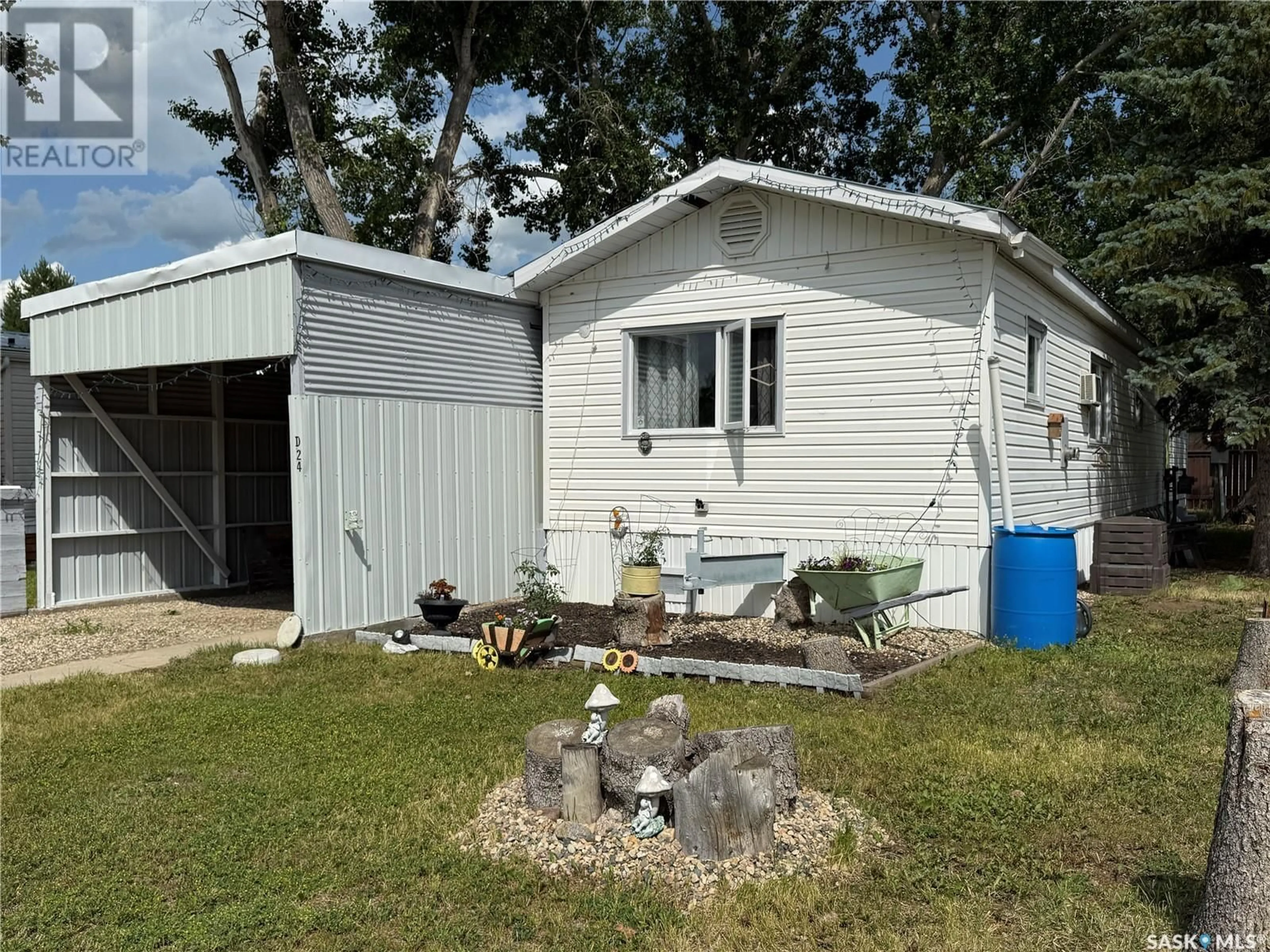 Shed for D24 - 1455 9TH AVENUE NE, Moose Jaw Saskatchewan S6J1C6