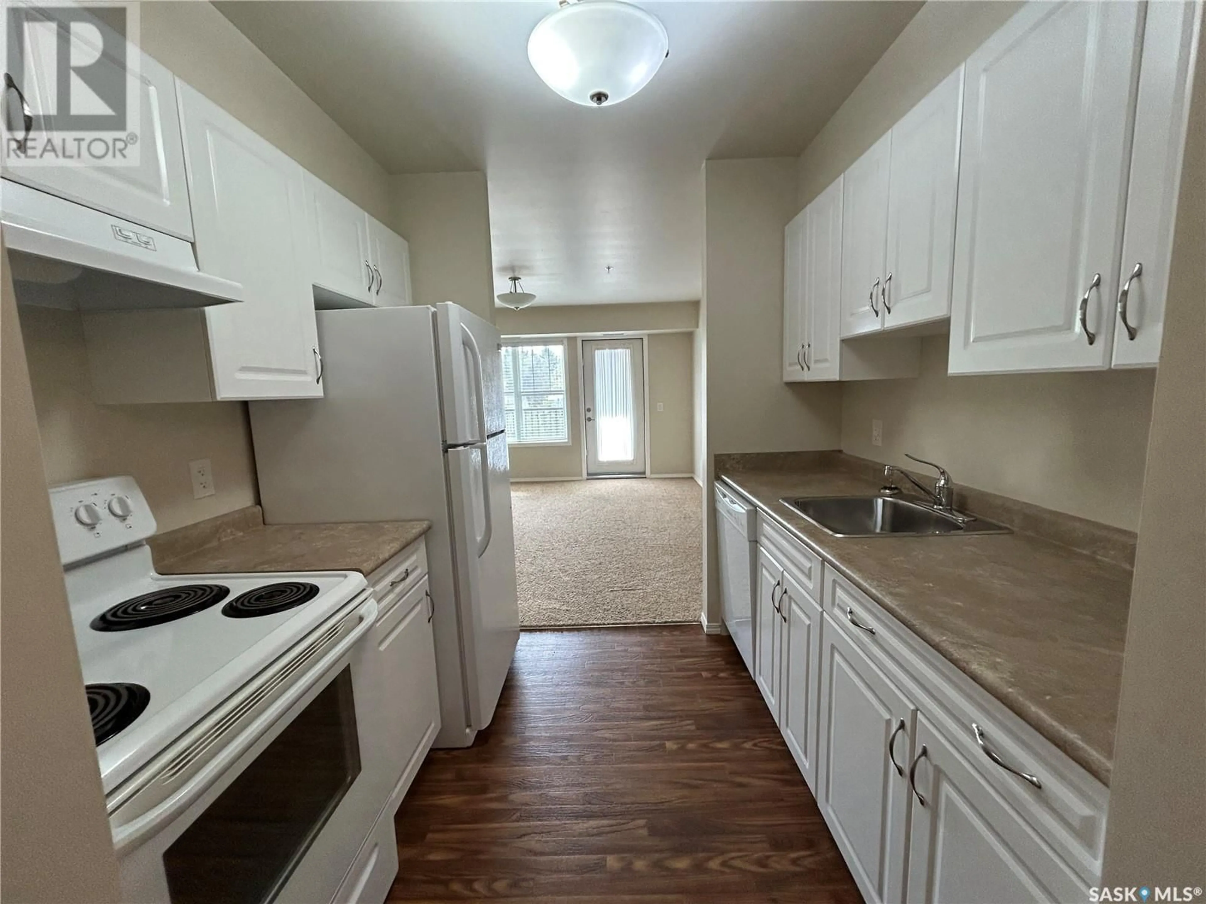 Standard kitchen, unknown for 223 601 110TH AVENUE, Tisdale Saskatchewan S0E1T0
