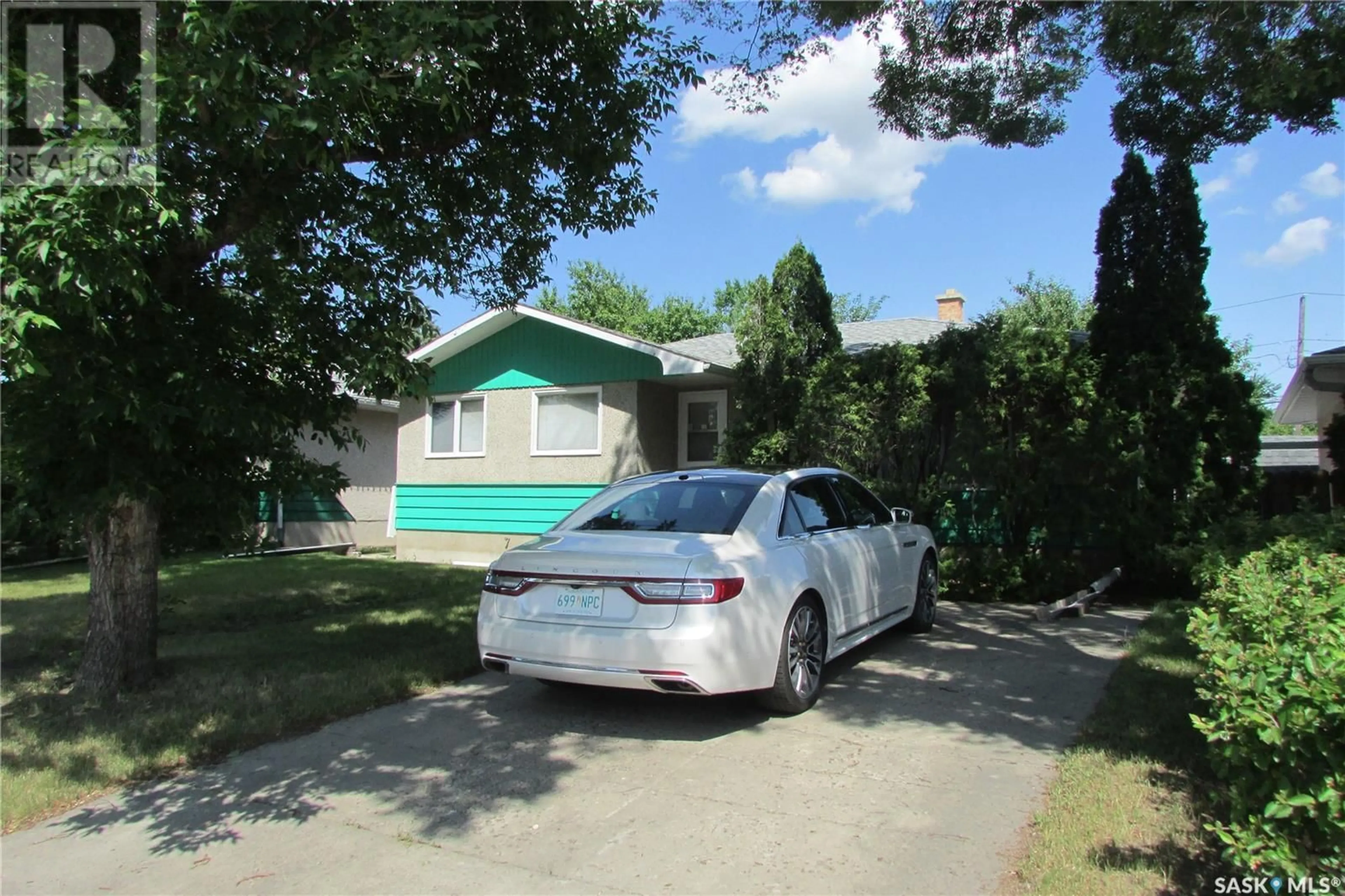 Unknown for 267 SMITH STREET, Regina Saskatchewan S4R3B5