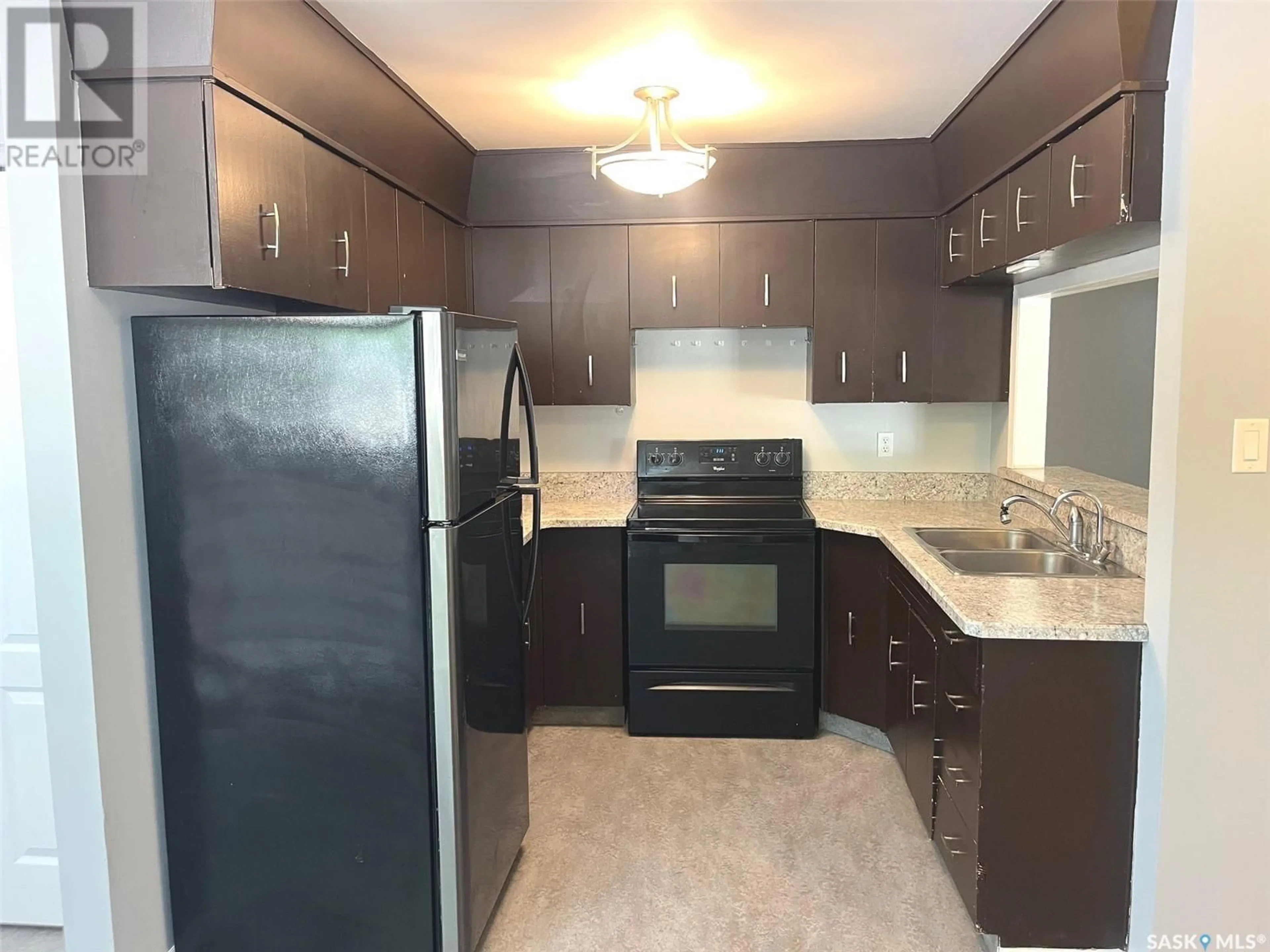 Standard kitchen, unknown for 119 MIKKELSON DRIVE, Regina Saskatchewan S4T7L4