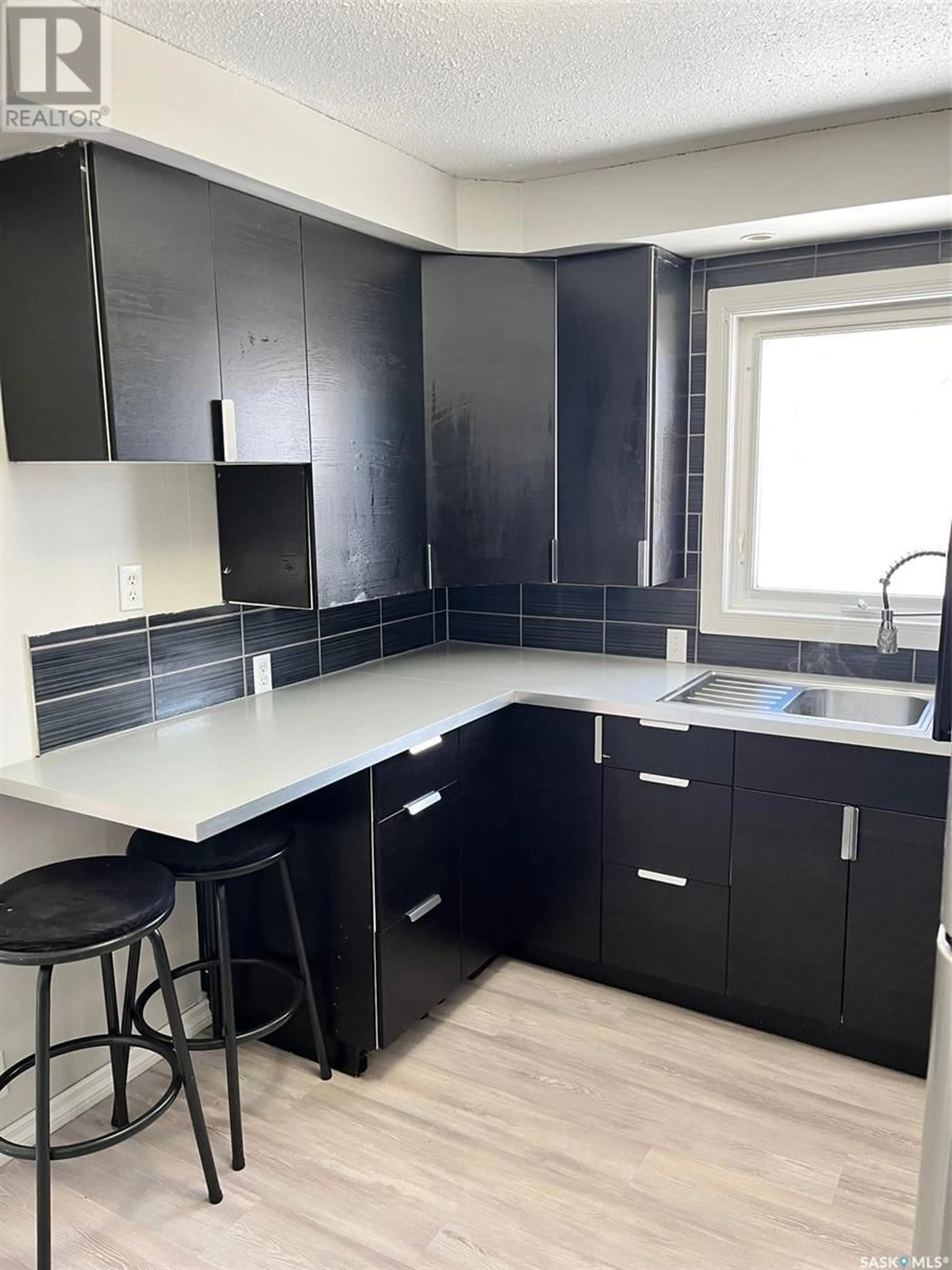 Standard kitchen, unknown for 316 5TH STREET, Carlyle Saskatchewan S0C0R0