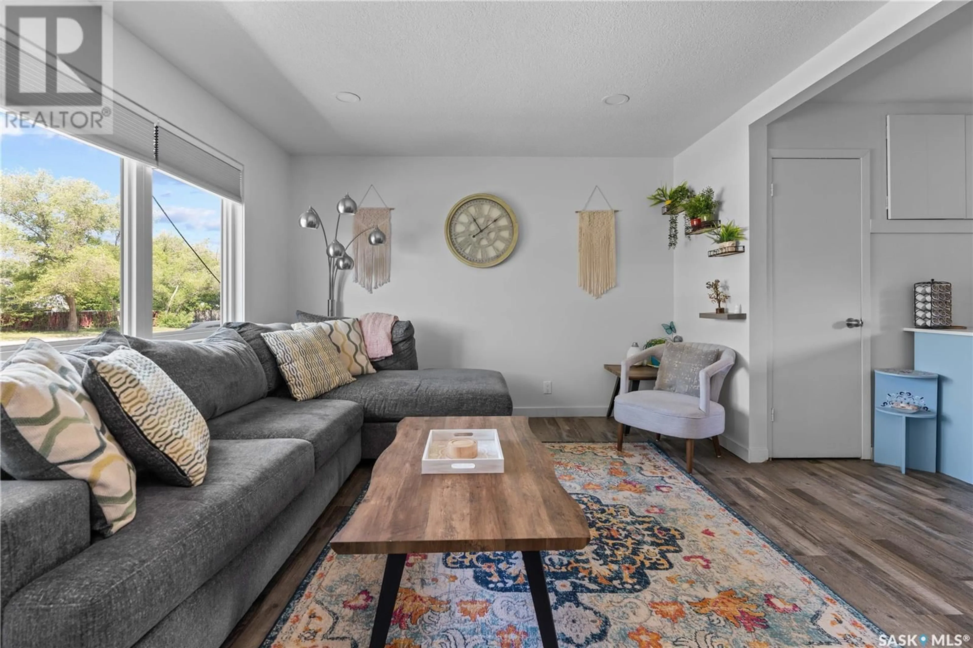Living room with furniture, unknown for 815 BROAD STREET, Regina Saskatchewan S4R6C7