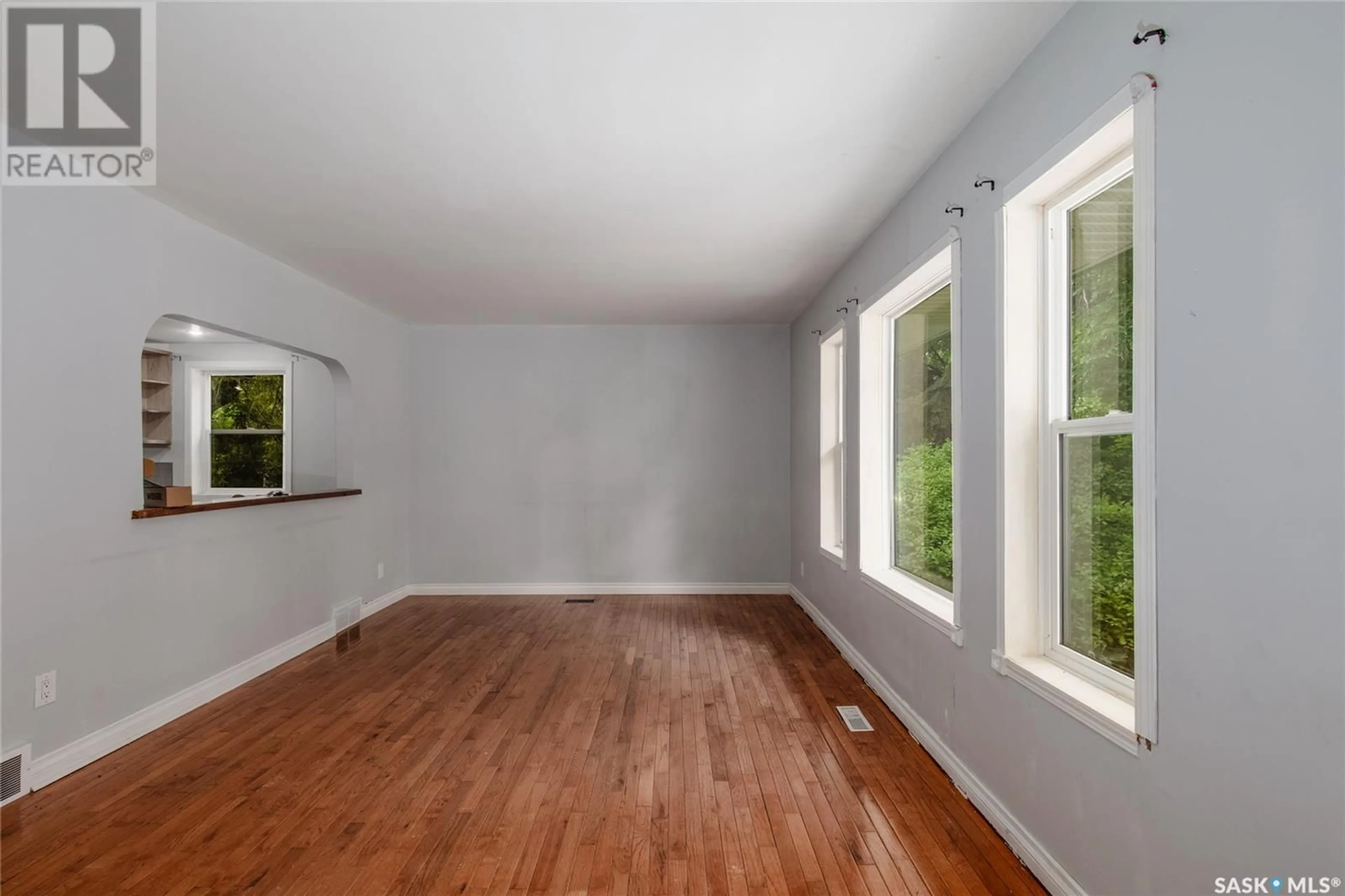 A pic of a room for 1115 6TH AVENUE, Moose Jaw Saskatchewan S6H4A7