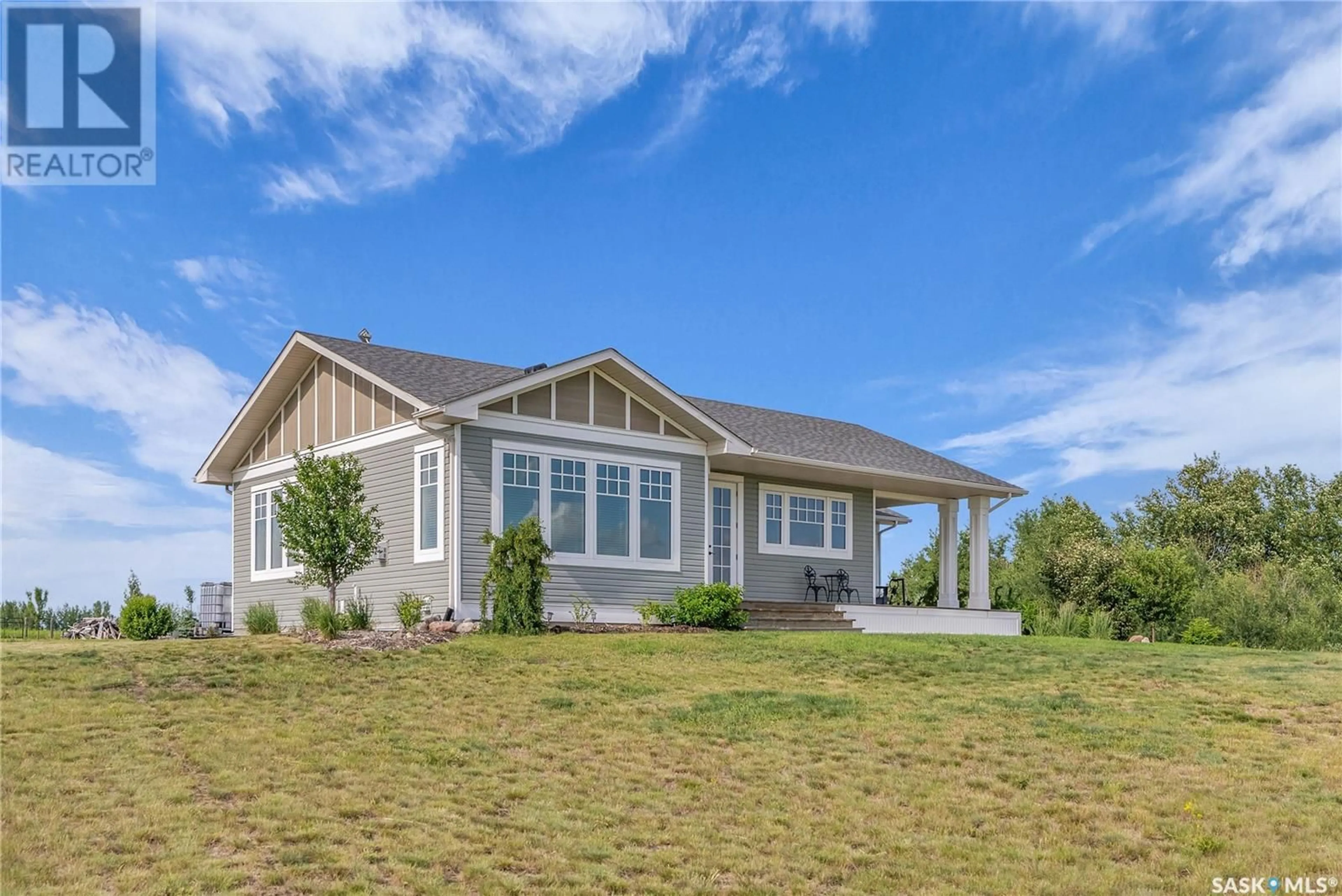 Home with vinyl exterior material, unknown for 11 COUNTRY HILLS ESTATES, Blucher Rm No. 343 Saskatchewan S0K0Y0