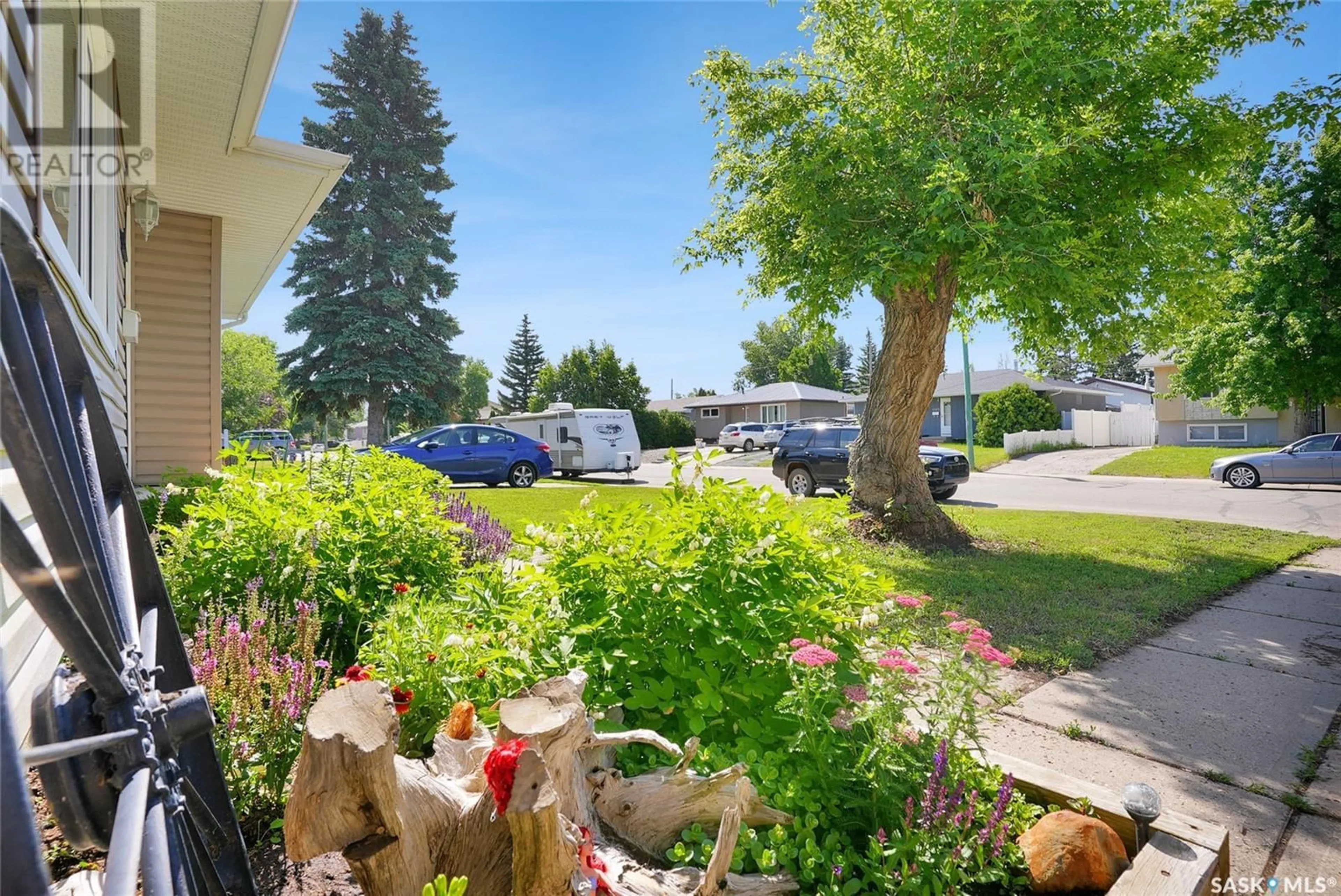Patio, unknown for 1314 VAUGHAN STREET, Moose Jaw Saskatchewan S6H5P7