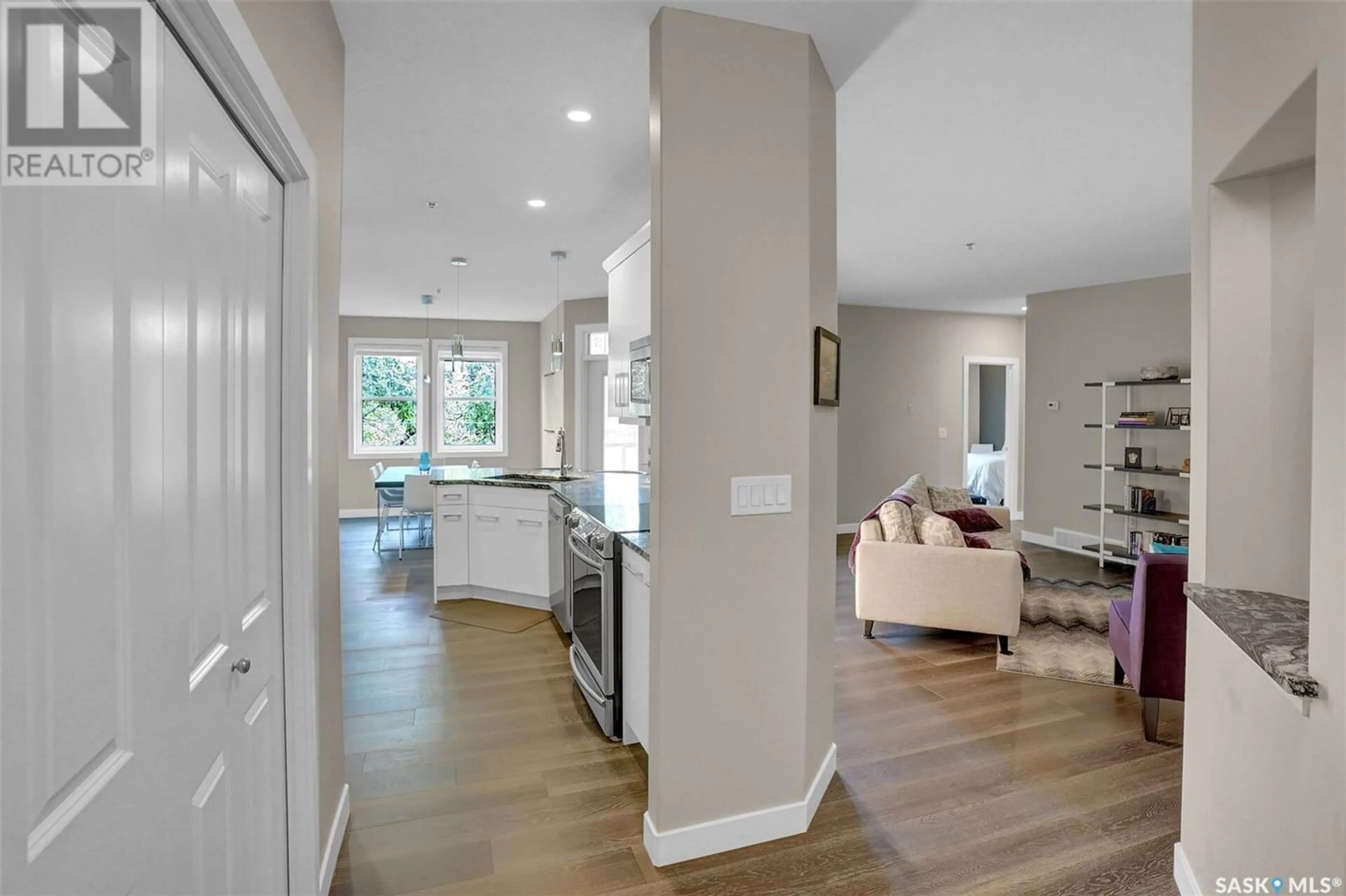 Open concept kitchen, unknown for 301 - 1515 ANSON ROAD, Regina Saskatchewan S4P0E7