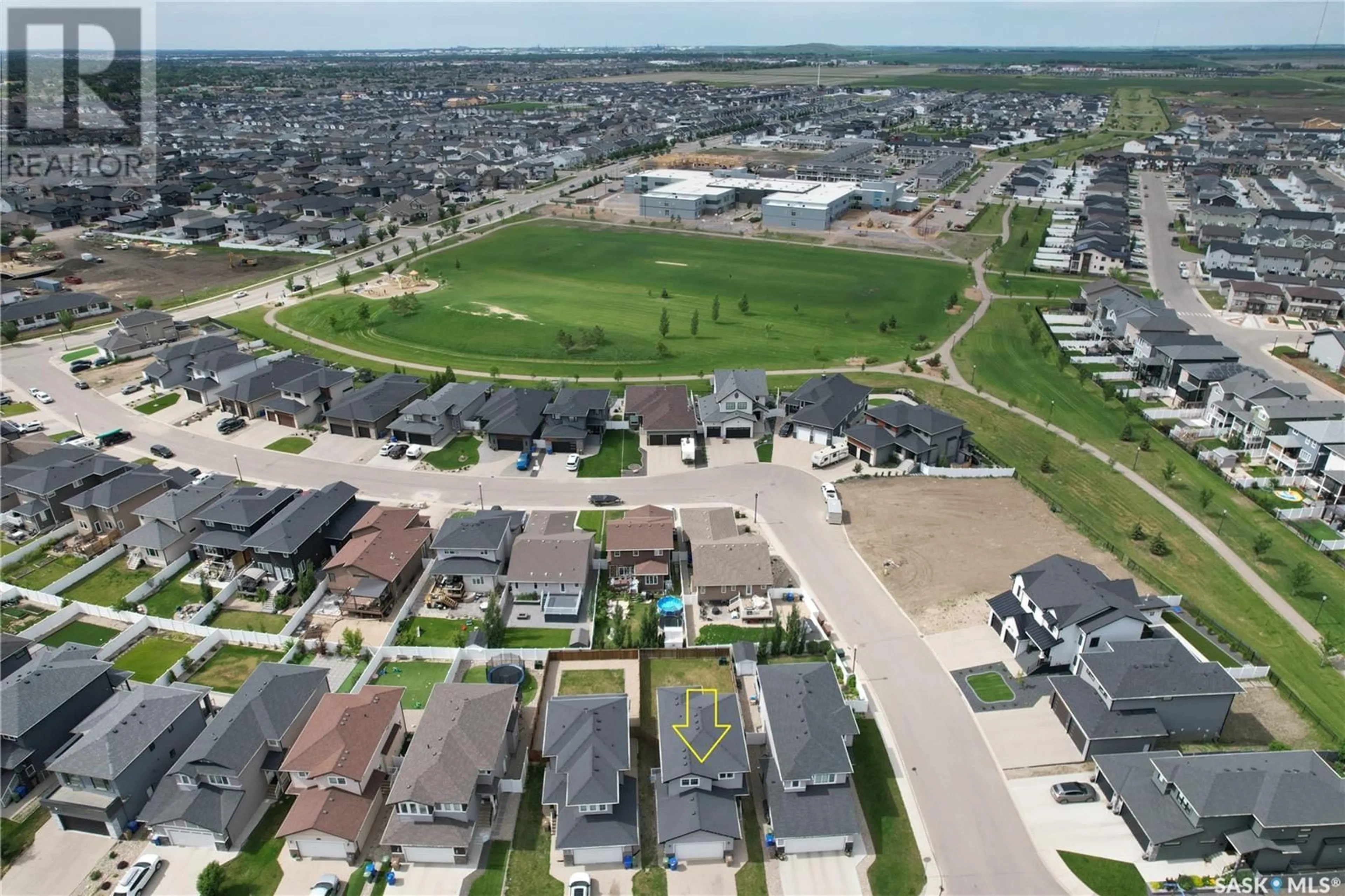 A pic from outside/outdoor area/front of a property/back of a property/a pic from drone, street for 4830 GREEN APPLE DRIVE, Regina Saskatchewan S4V3L2