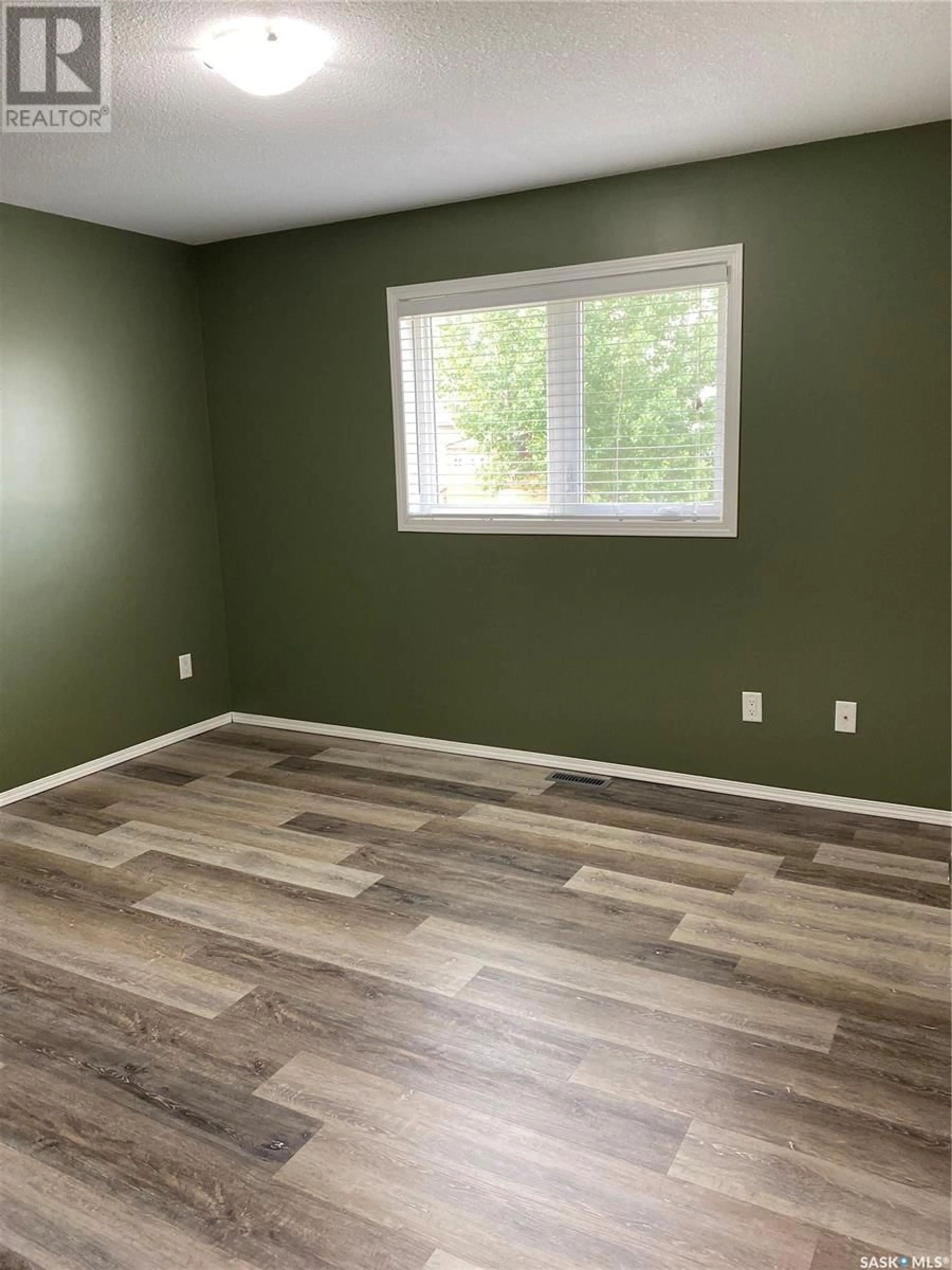 A pic of a room for 606 7TH AVENUE, Meadow Lake Saskatchewan S9X1B1
