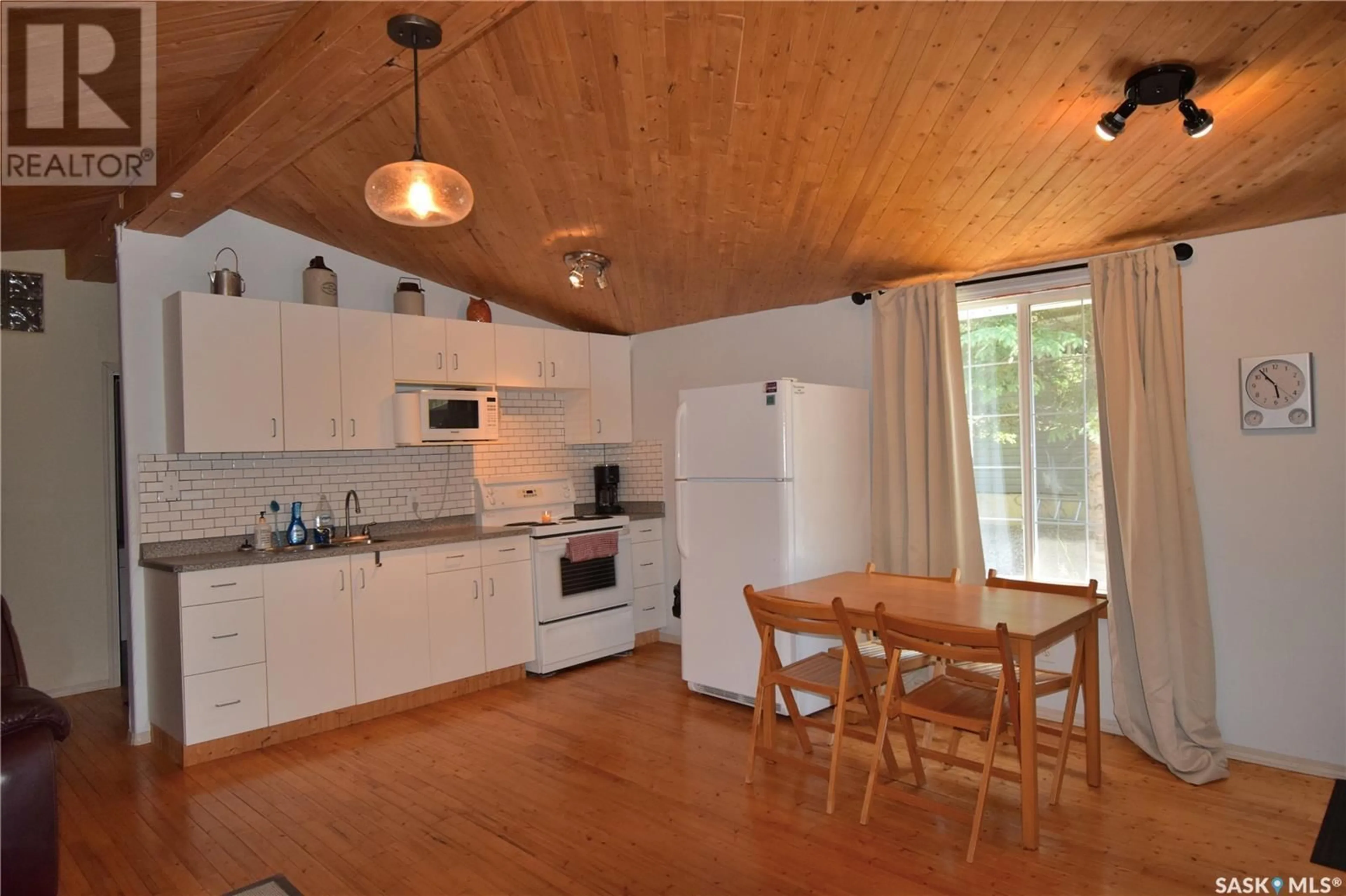 Standard kitchen, wood/laminate floor for 207 JACOBSON DRIVE, Lakeland Rm No. 521 Saskatchewan S0J0N0