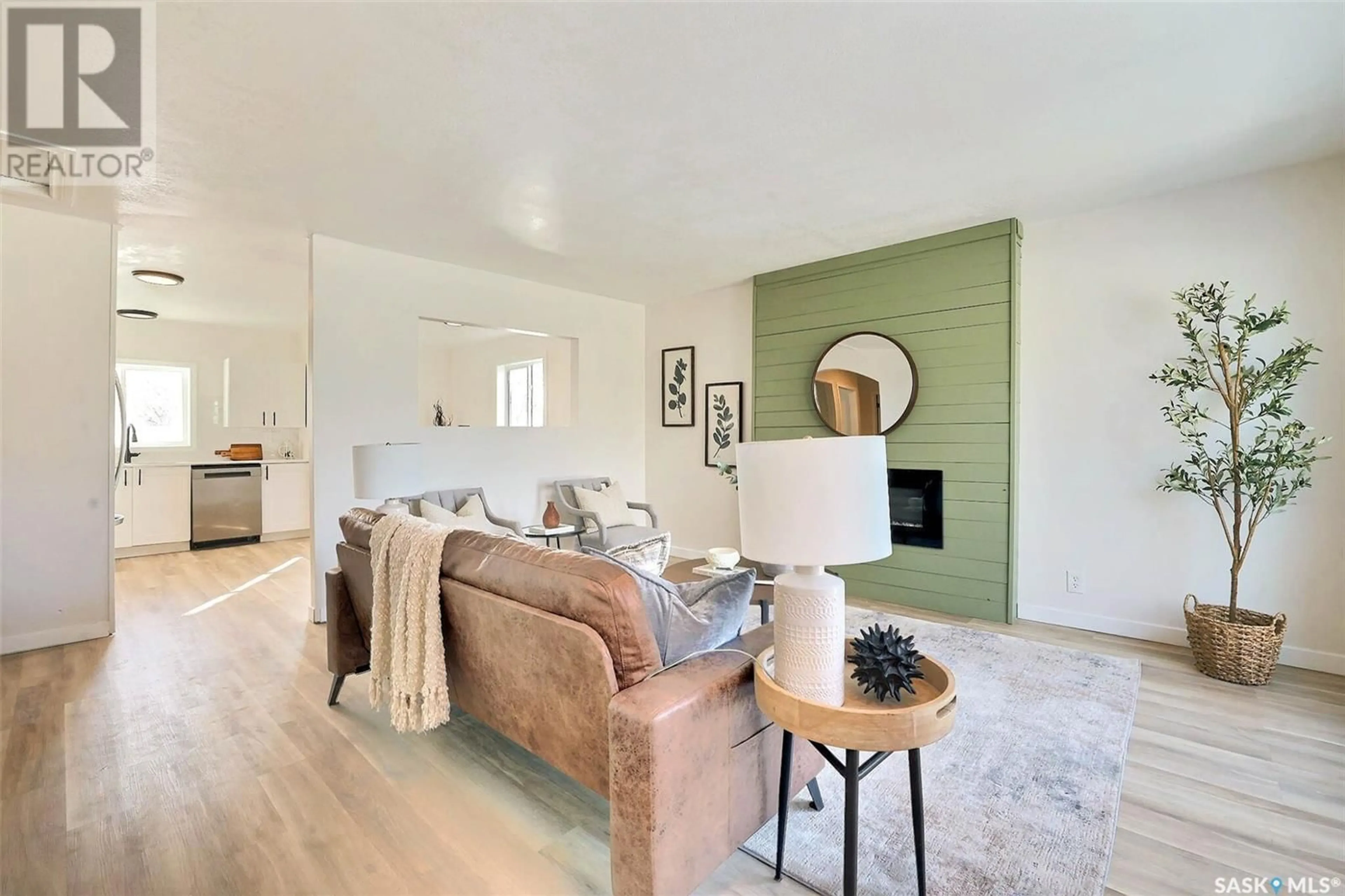 Living room with furniture, unknown for 455 ROYAL STREET, Regina Saskatchewan S4R4Y5
