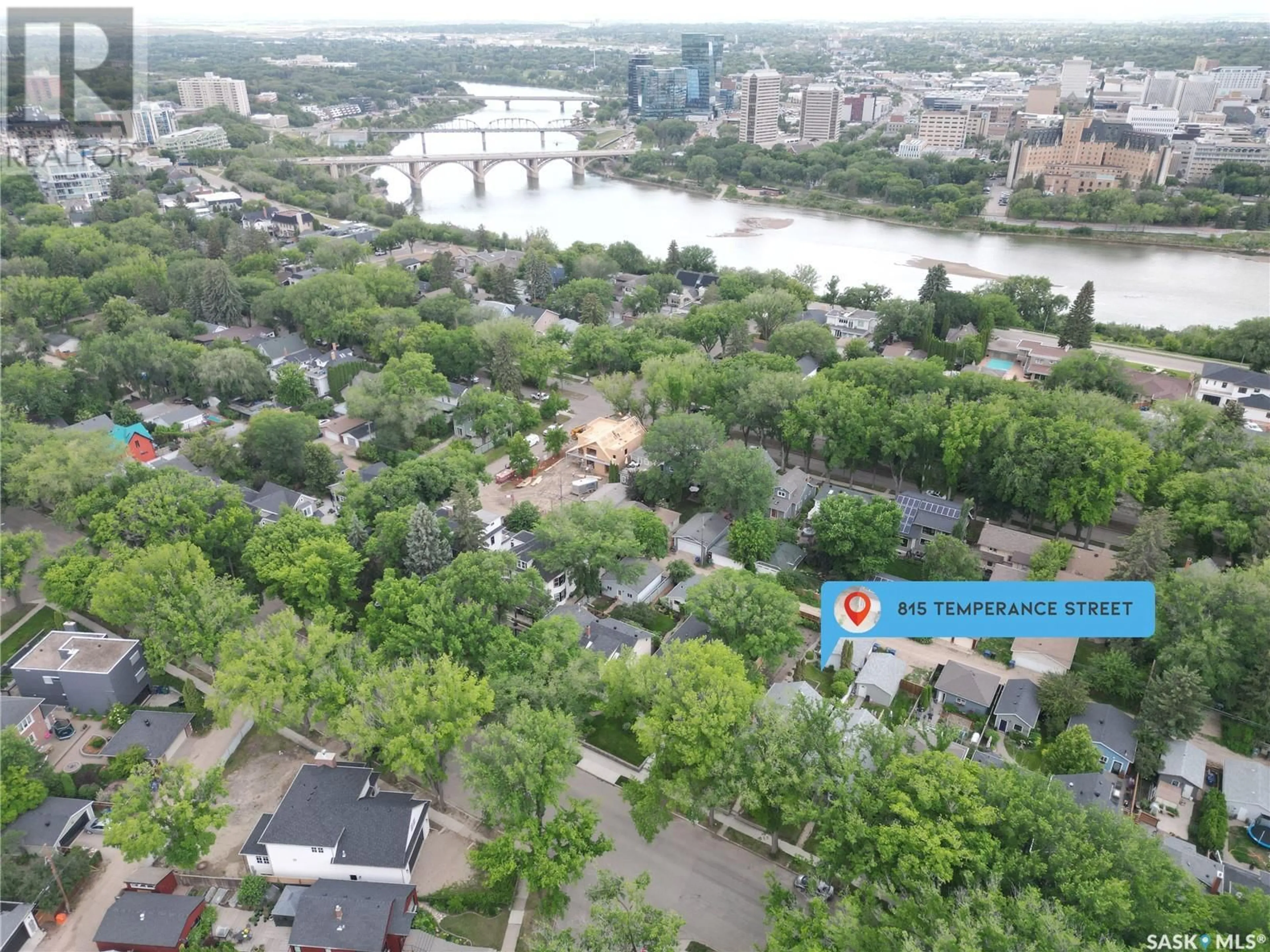 A pic from outside/outdoor area/front of a property/back of a property/a pic from drone, city buildings view from balcony for 815 TEMPERANCE STREET, Saskatoon Saskatchewan S7N0M8