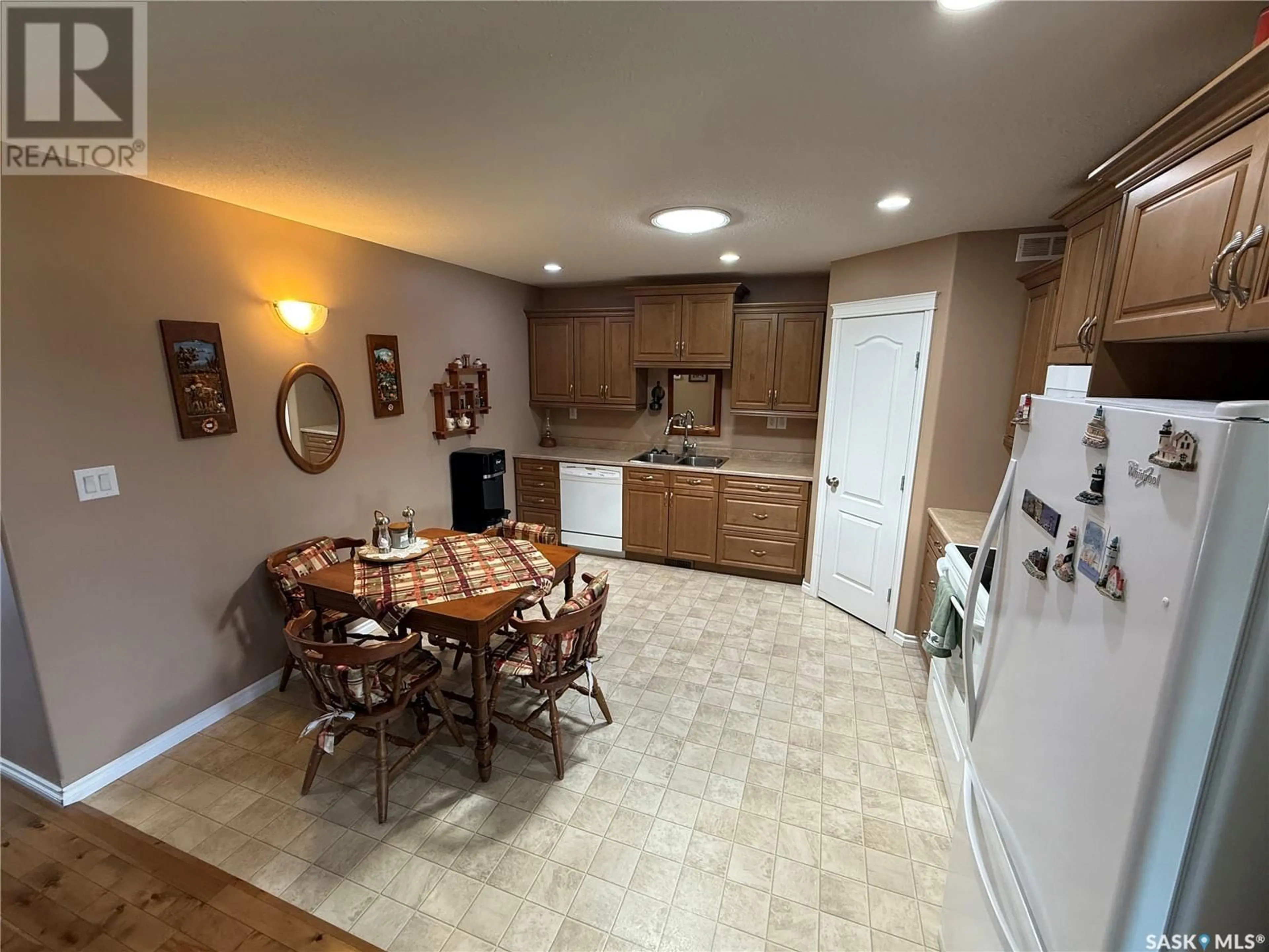 Unknown for 3701 MESA WAY, Shellbrook Saskatchewan S0J2E0