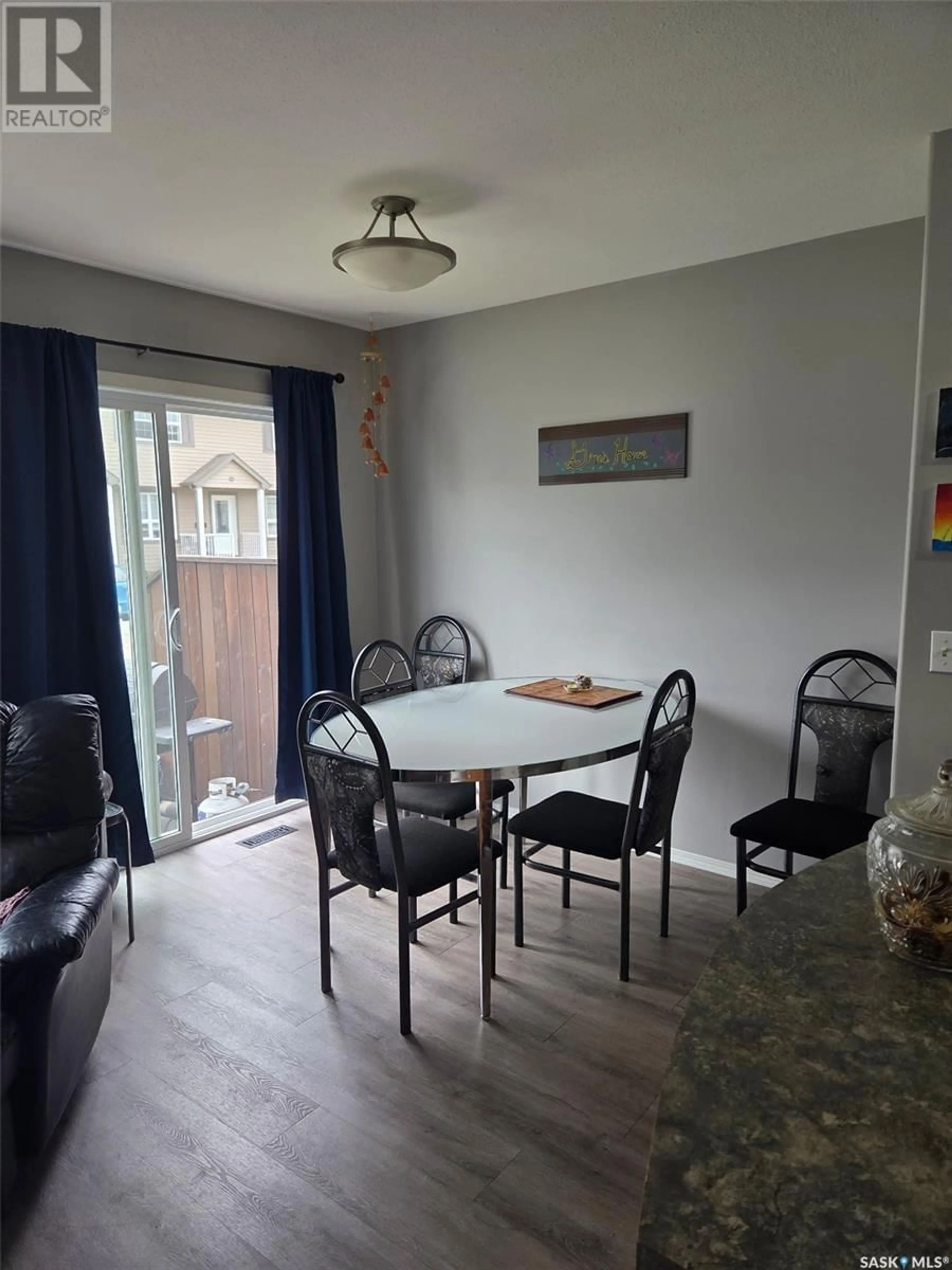 Dining room, wood/laminate floor for 350 - 124 MACCORMACK ROAD, Martensville Saskatchewan S0K2T0