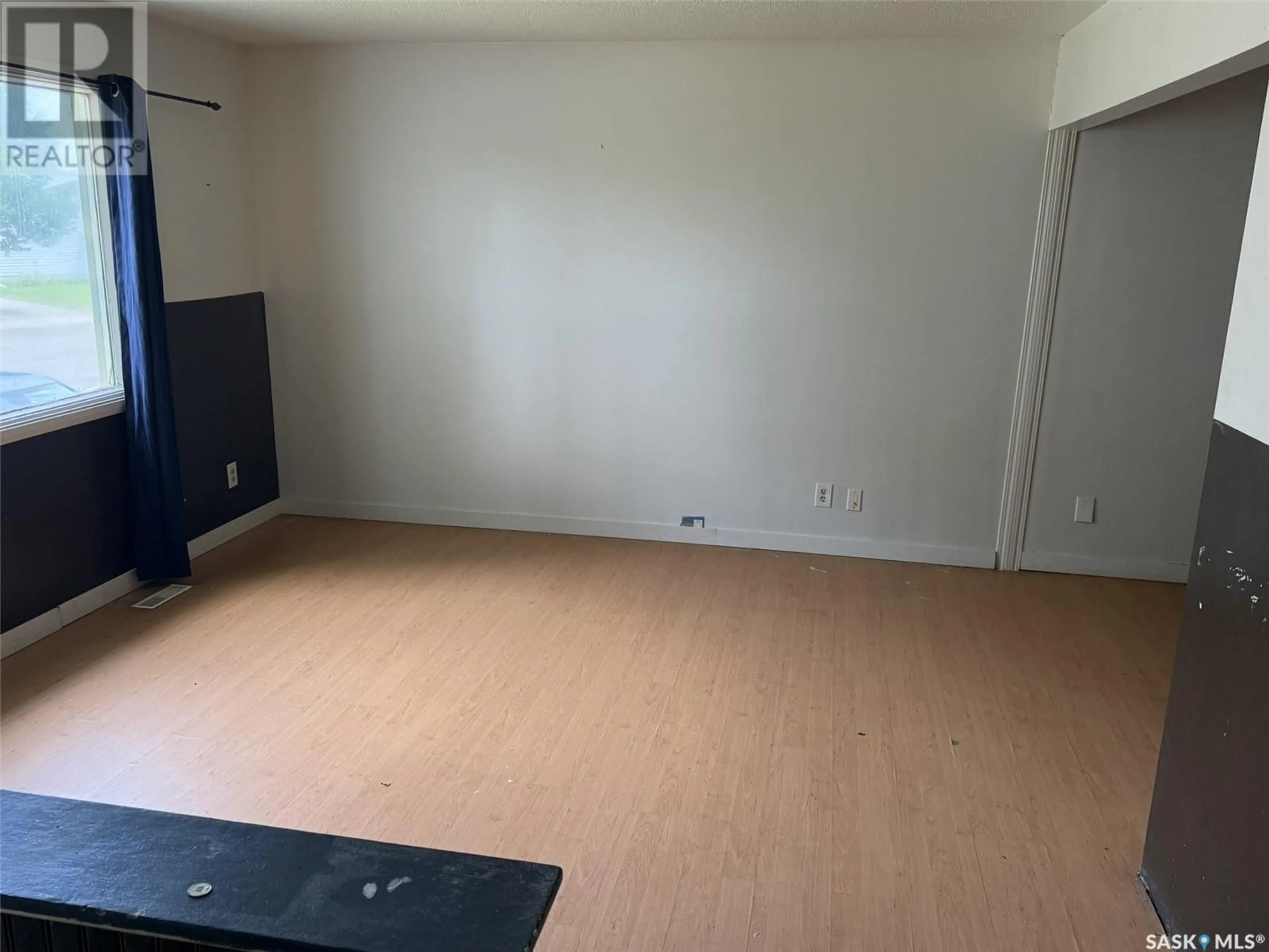A pic of a room for 225 MOWAT CRESCENT, Saskatoon Saskatchewan S7L4X1