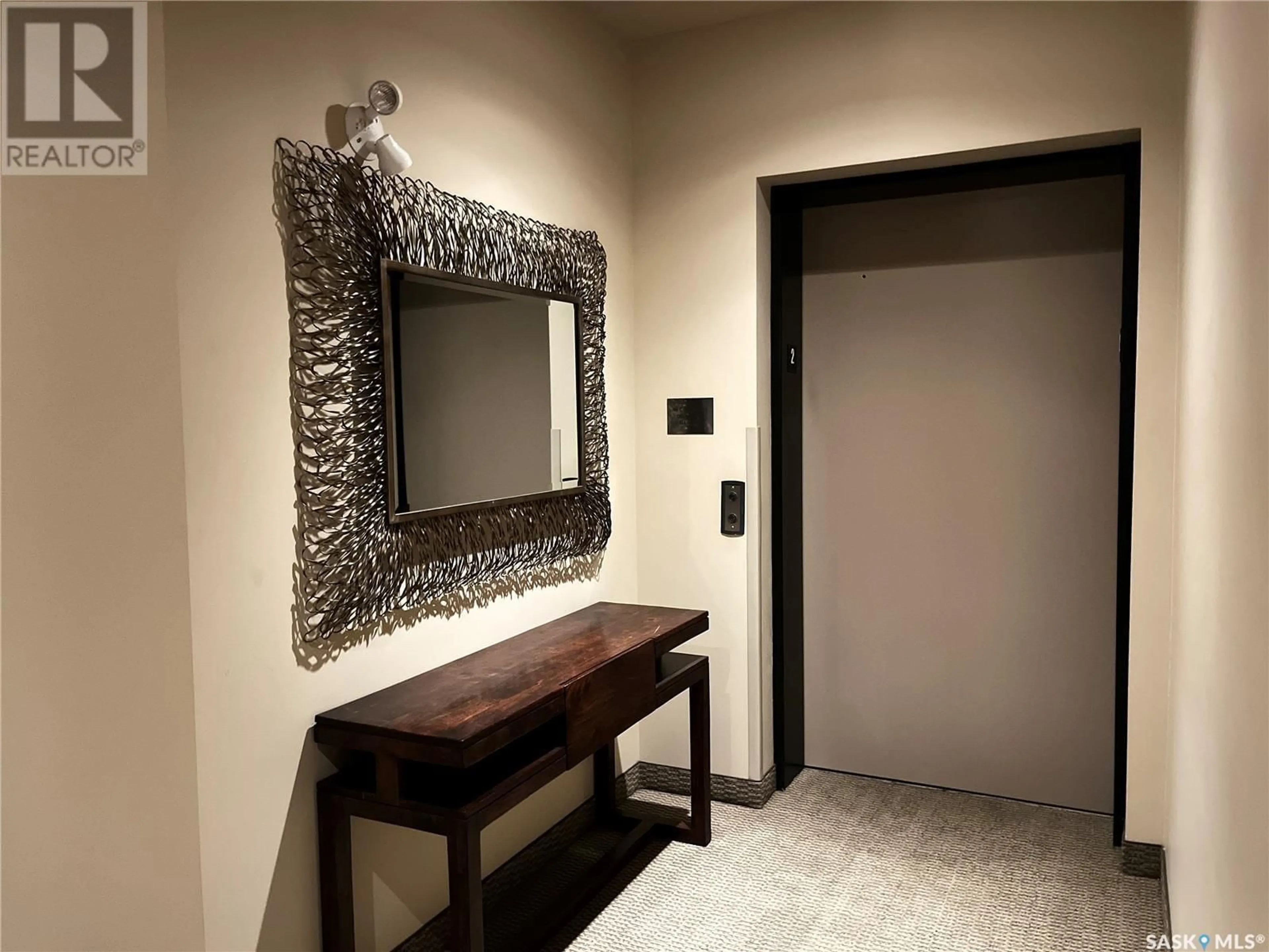 Indoor entryway for 115 - 203 WILLOWGROVE CRESCENT, Saskatoon Saskatchewan S7W0N4