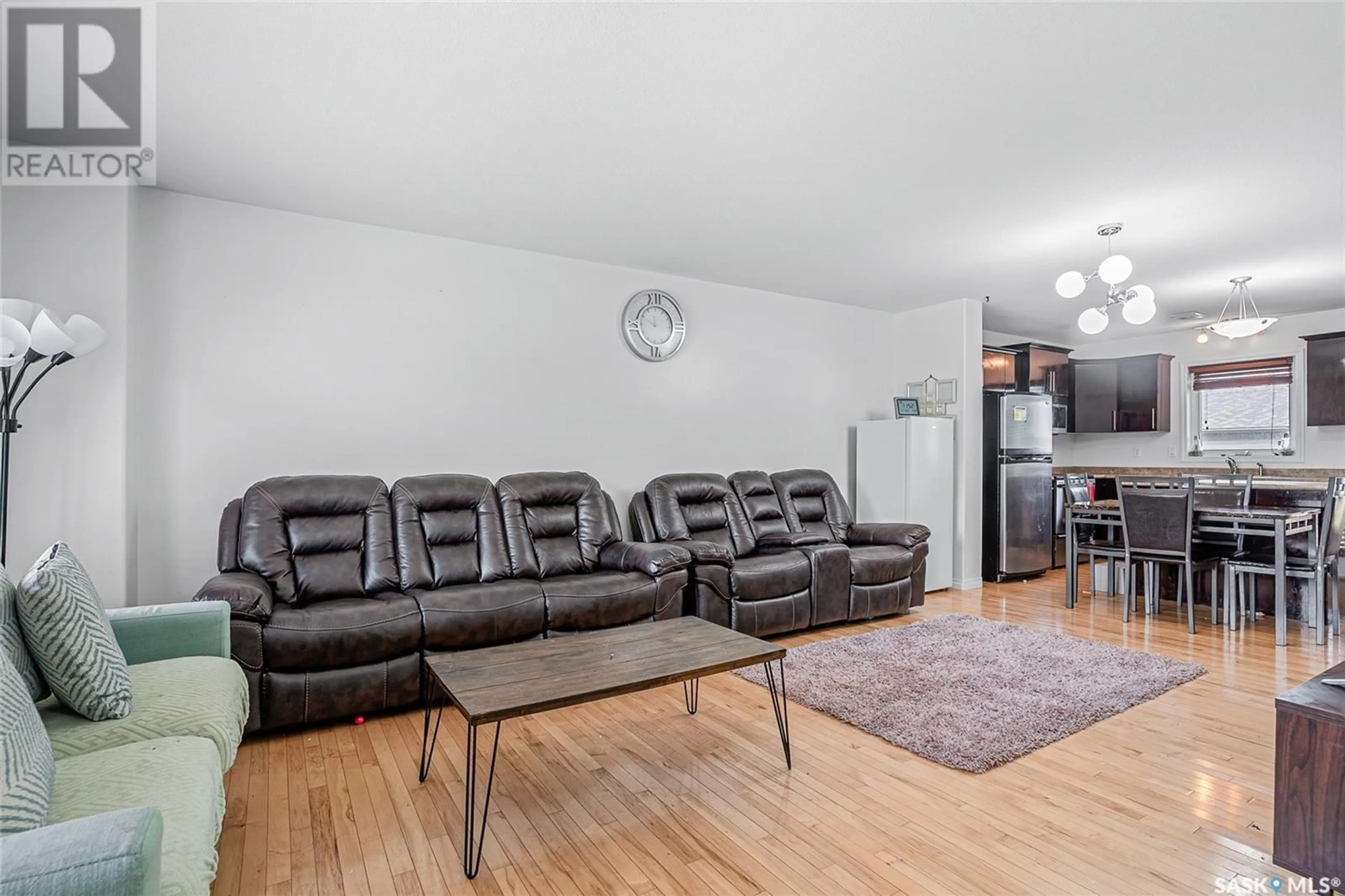 Living room with furniture, unknown for 622 - 22 LAMARSH ROAD, Saskatoon Saskatchewan S7W1B8