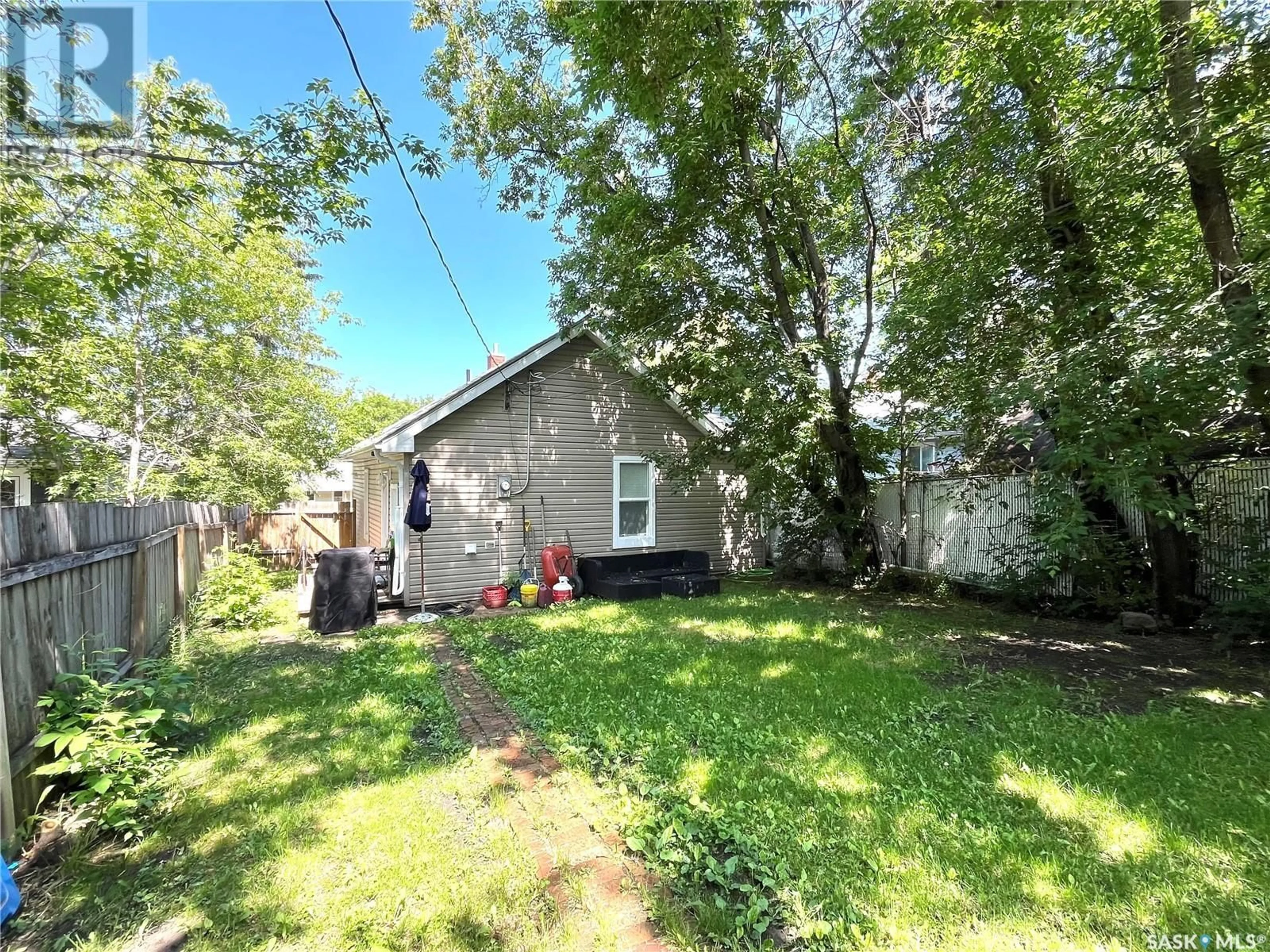 A pic from outside/outdoor area/front of a property/back of a property/a pic from drone, street for 519 19TH STREET, Prince Albert Saskatchewan S6V1K3