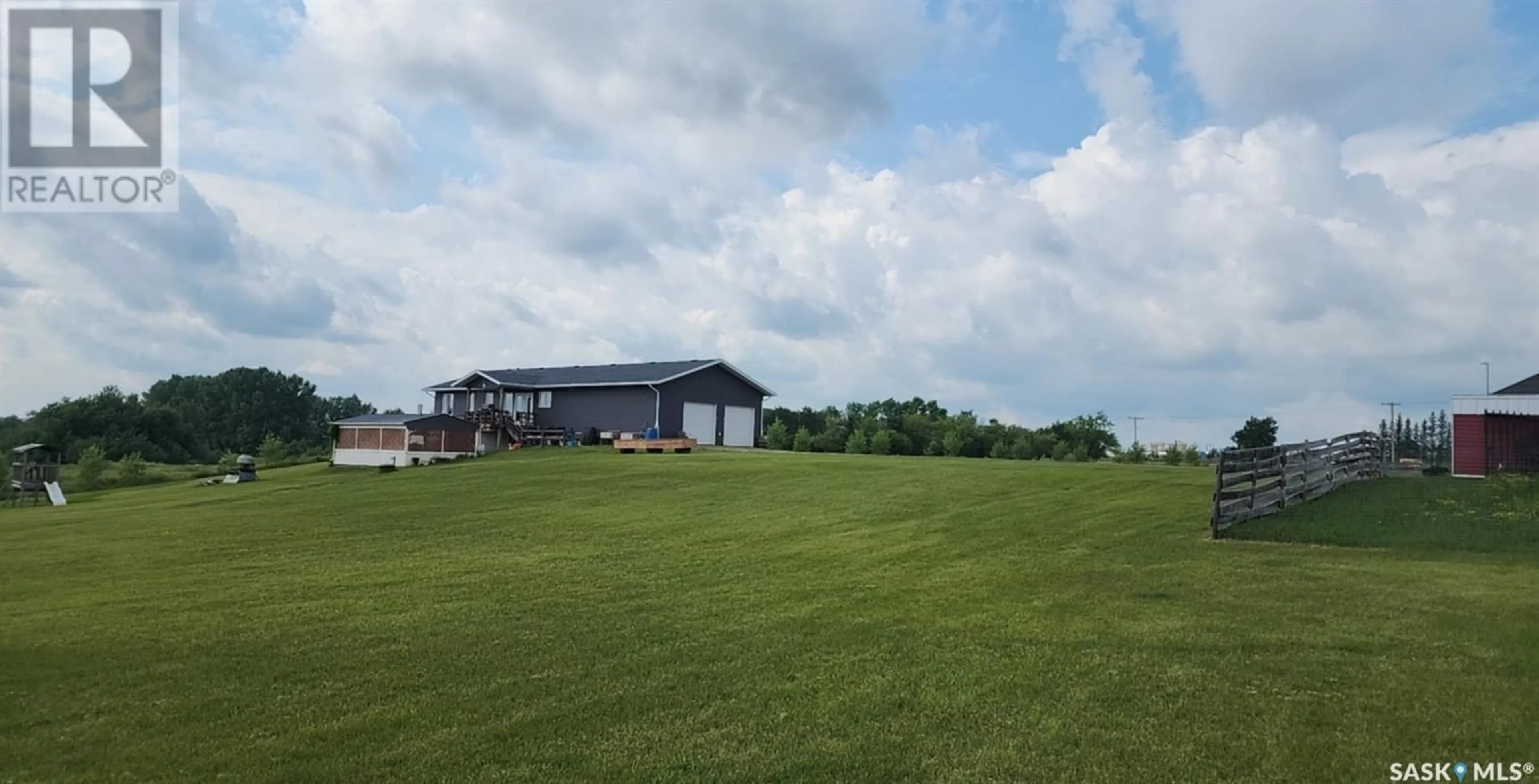 A pic from outside/outdoor area/front of a property/back of a property/a pic from drone, building for VERGARA ACREAGE, Preeceville Rm No. 334 Saskatchewan S0A3B0