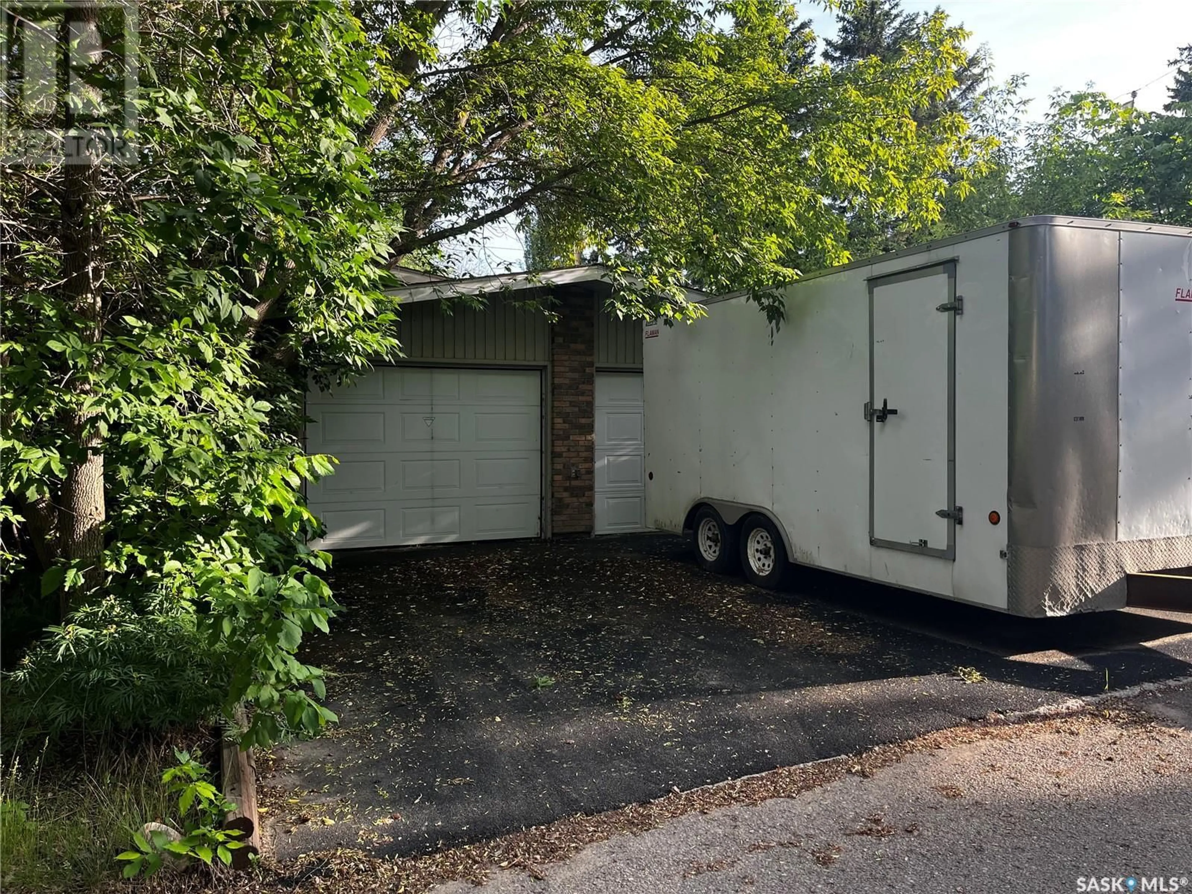 Shed for 302 MCKINNON AVENUE, Saskatoon Saskatchewan S7N1J5